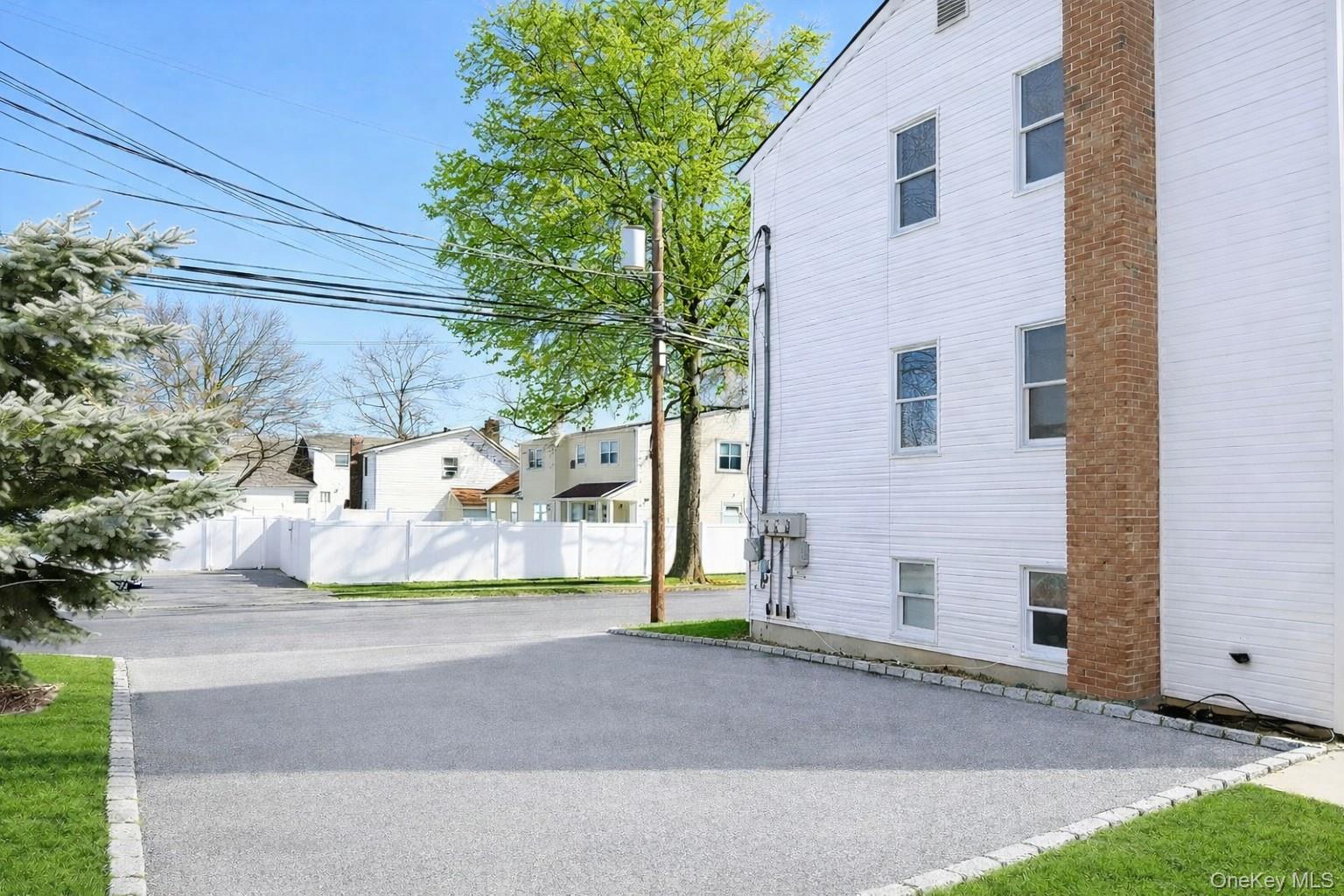 #10 photo, 82A 5th Avenue, Westbury , NY 11590