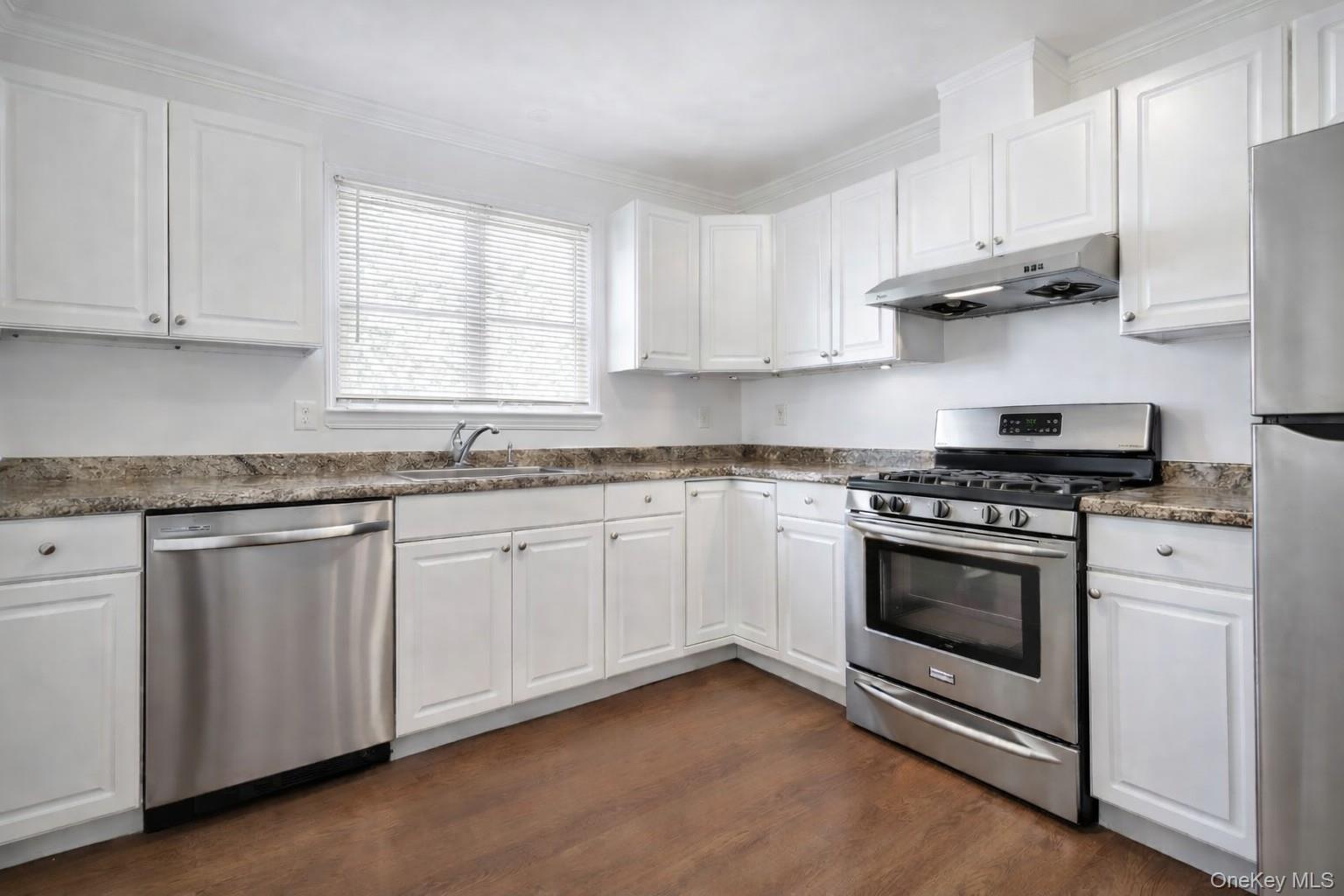 #4 photo, 82A 5th Avenue, Westbury , NY 11590