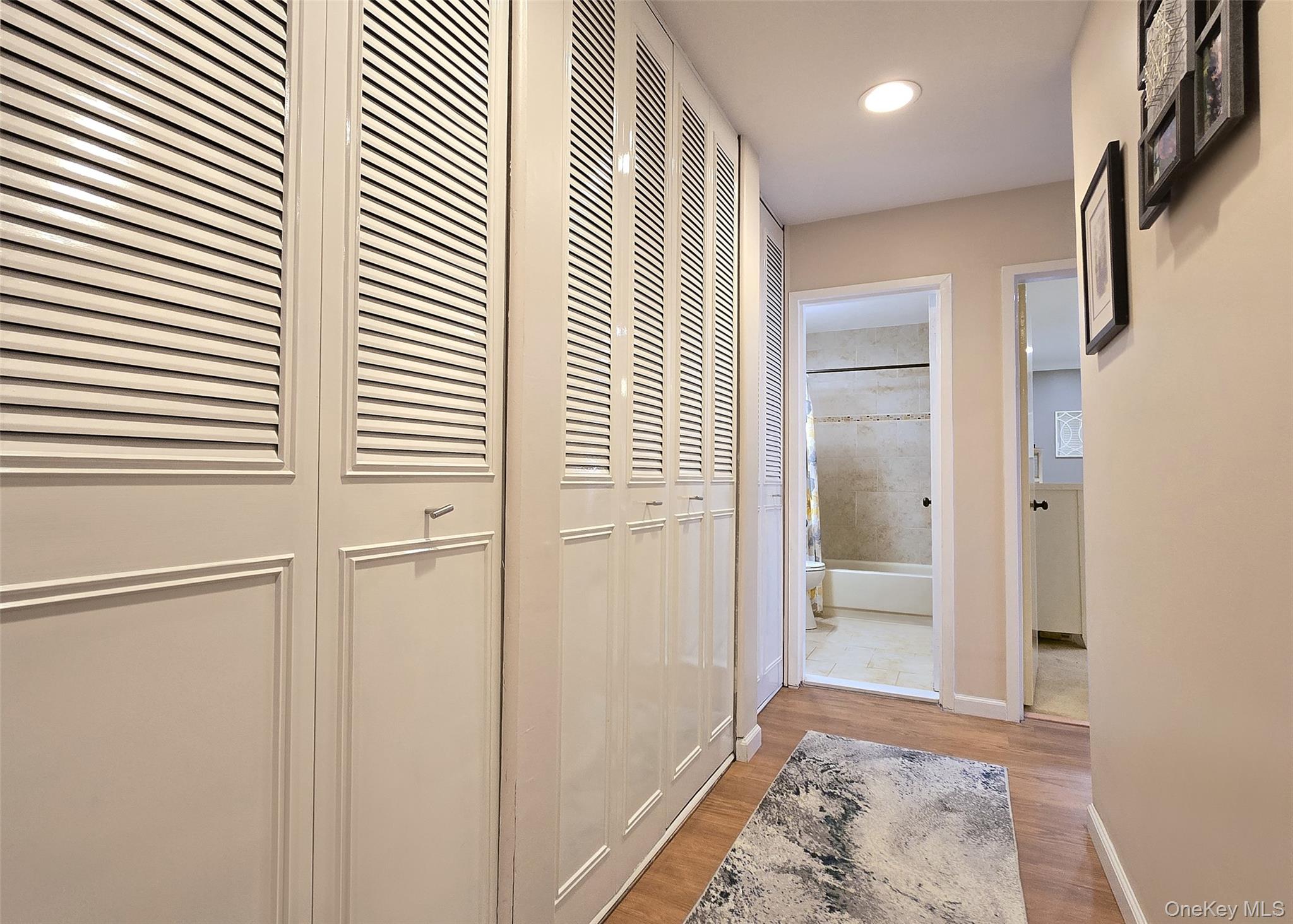 #11 photo, 392 Clubhouse Court, Coram , NY 11727