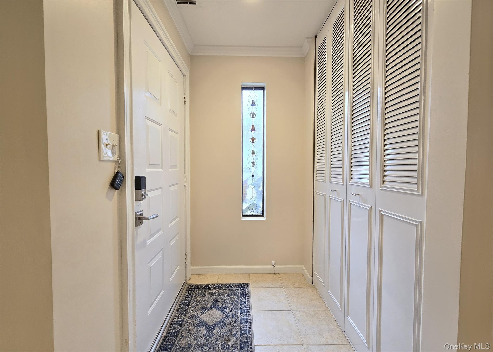 #9 photo, 392 Clubhouse Court, Coram , NY 11727