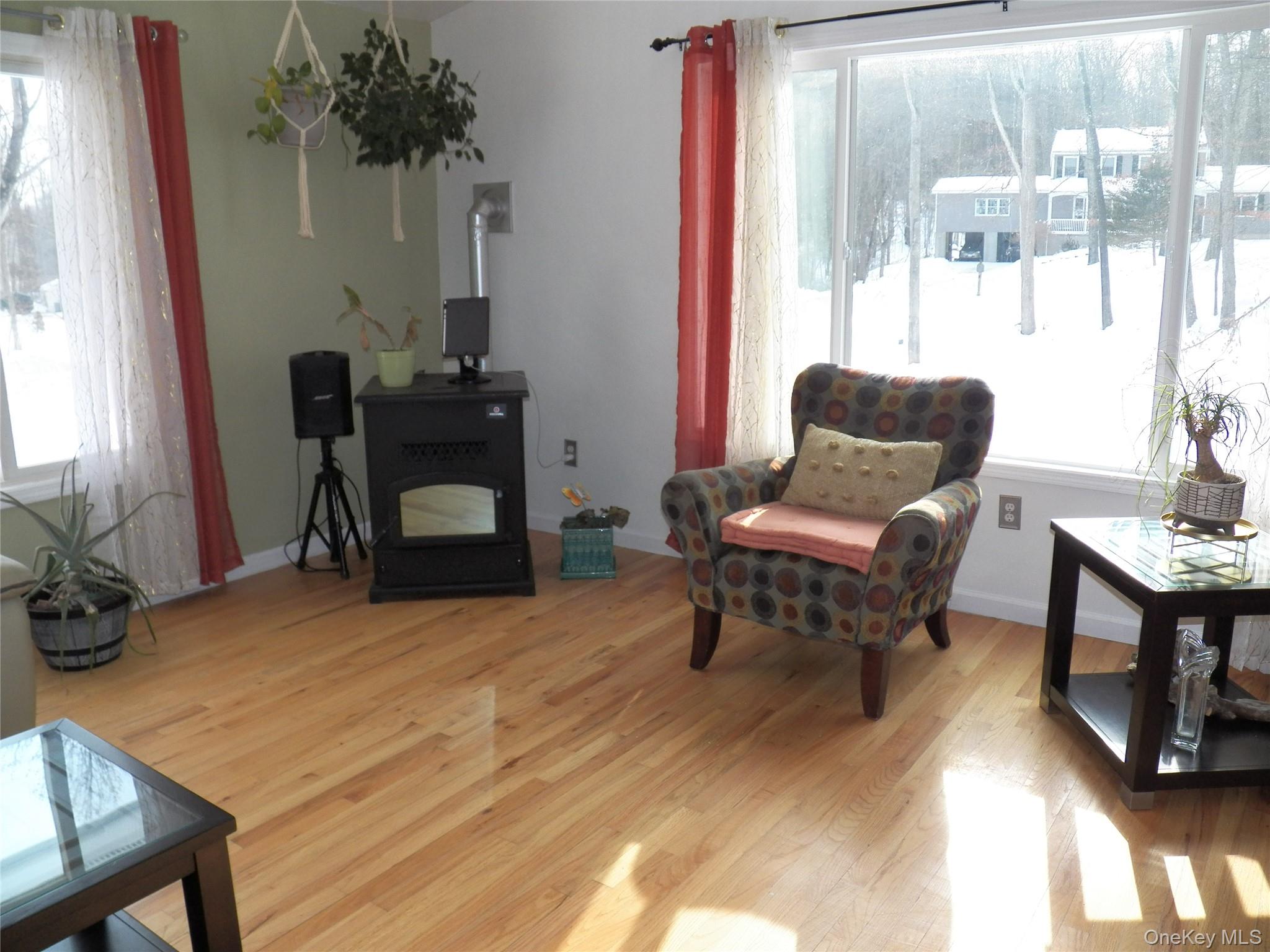 #9 photo, 20 Patrick Drive, Bloomingburg , NY 12721