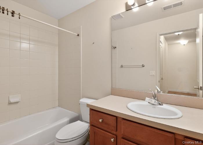 #20 photo, 414 Highridge Court, Peekskill , NY 10566