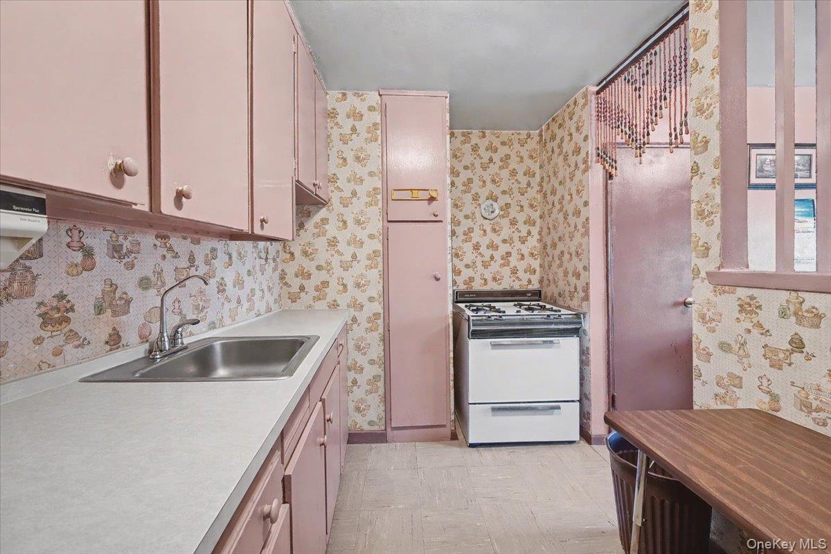 #9 photo, 2640 Marion, Bronx , NY 10458