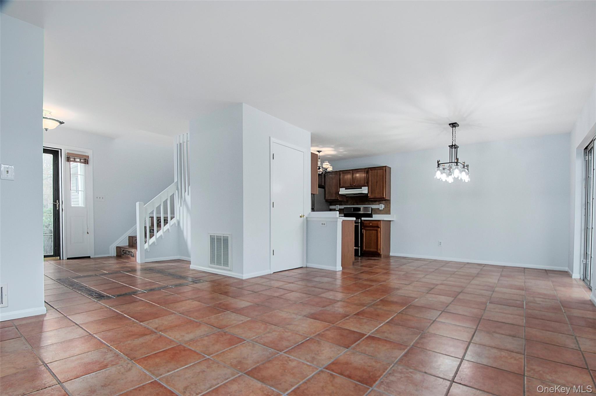 #9 photo, 14 Woodbine Drive, Highland Mills , NY 10930