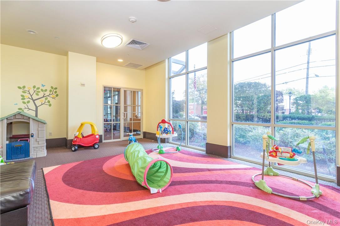 #16 photo, 300 Mamaroneck Avenue, White Plains , NY 10605