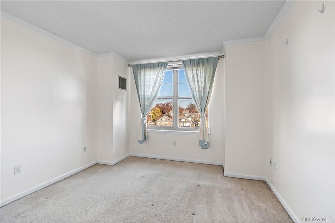 #6 photo, 300 Mamaroneck Avenue, White Plains , NY 10605