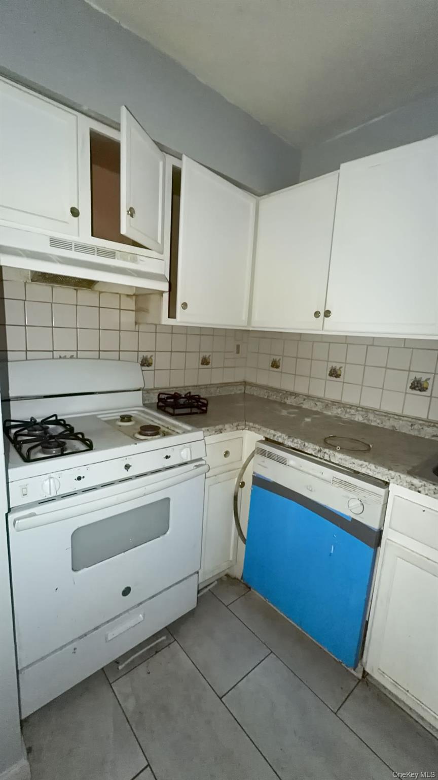 #7 photo, 1234 Hoe Avenue, Bronx , NY 10459