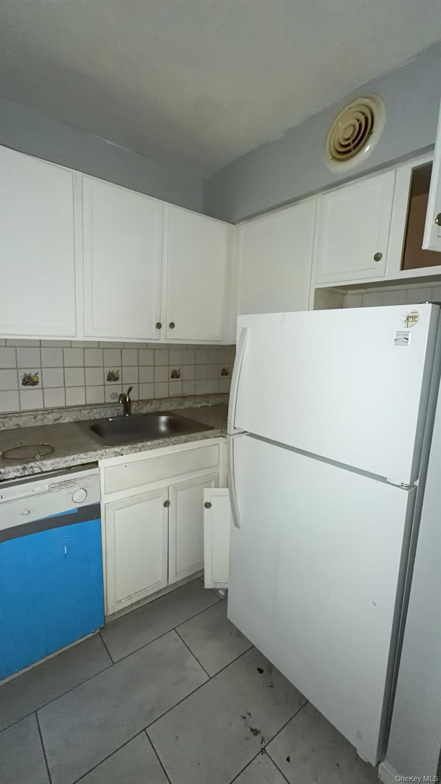 #8 photo, 1234 Hoe Avenue, Bronx , NY 10459