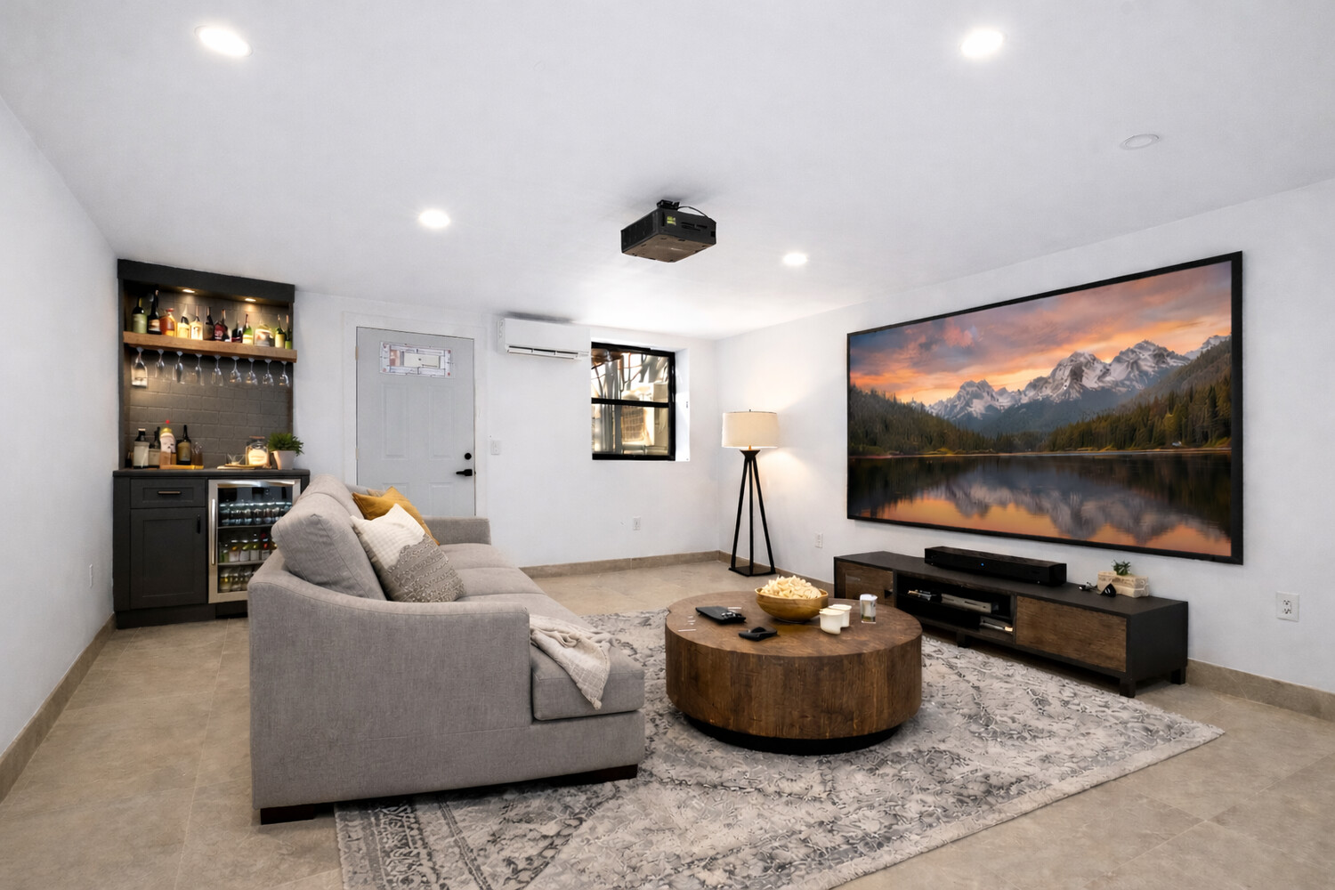 #6 photo, 118 W 124TH Street, मैनहटन South Harlem , NY 10027