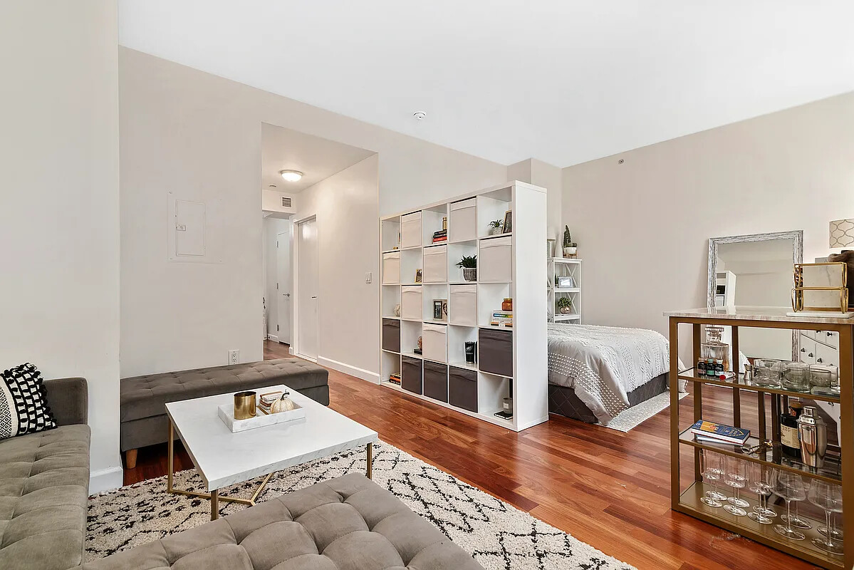 #3 photo, 100 JAY Street, DUMBO , NY 11201