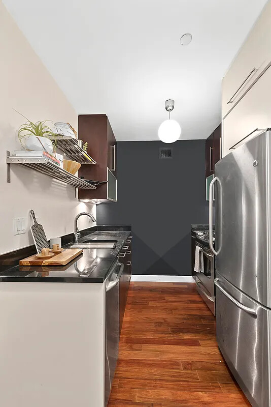 #4 photo, 100 JAY Street, DUMBO , NY 11201