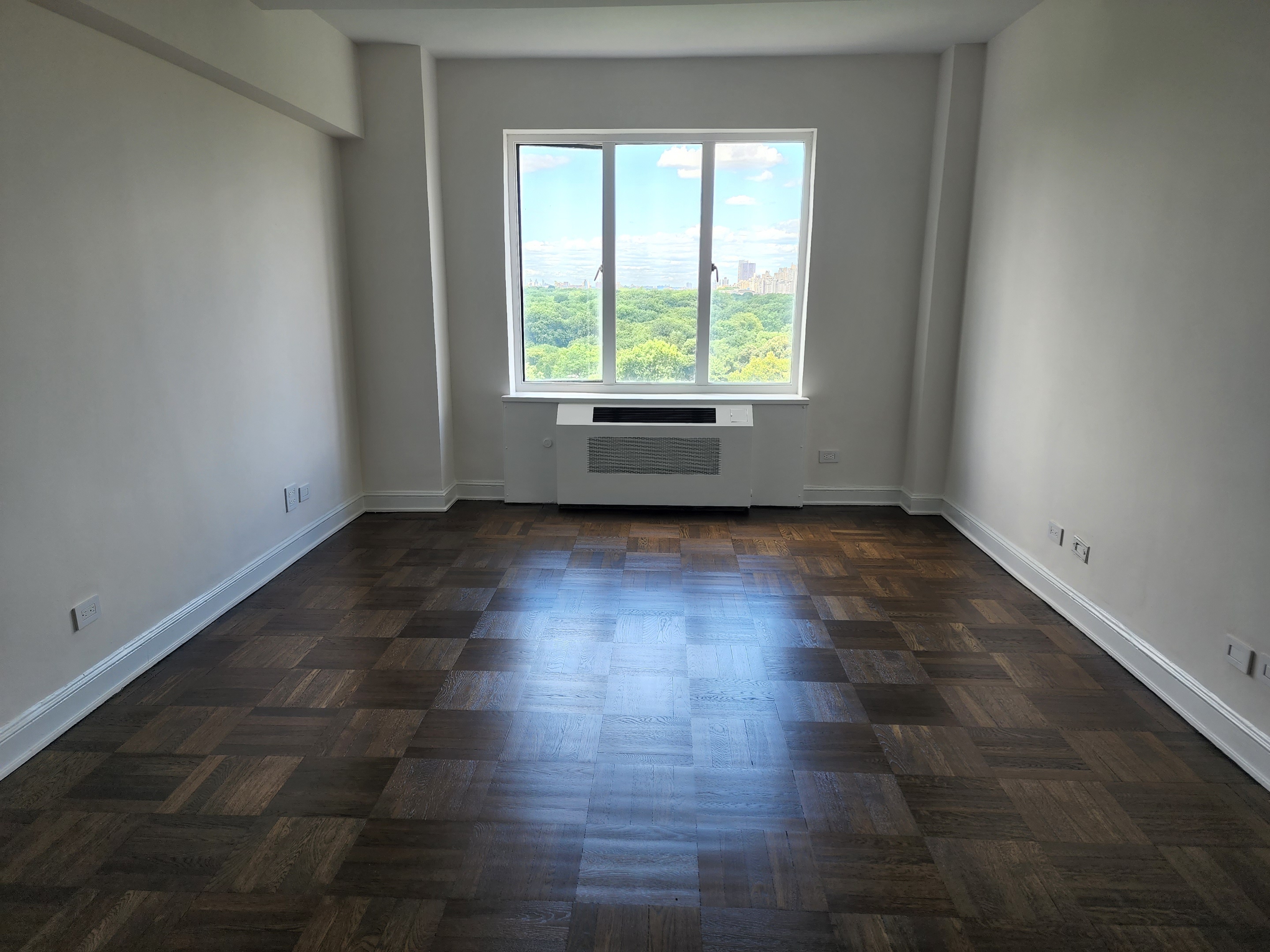 #8 photo, 40 CENTRAL Park S, मैनहटन Central Park South , NY 10019