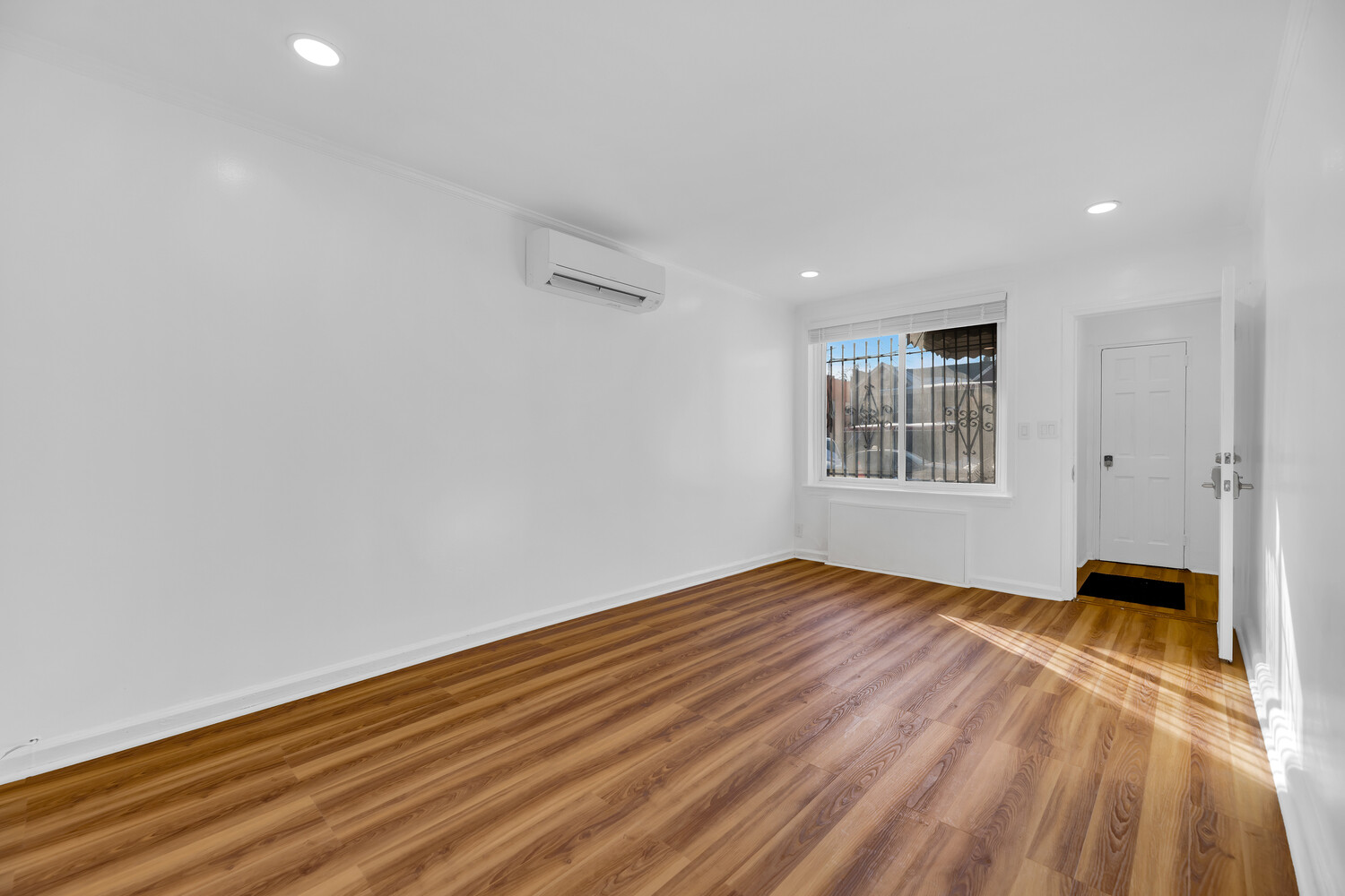 #1 photo, 1167 E 52ND Street, ब्रुकलीन East Flatbush , NY 11234