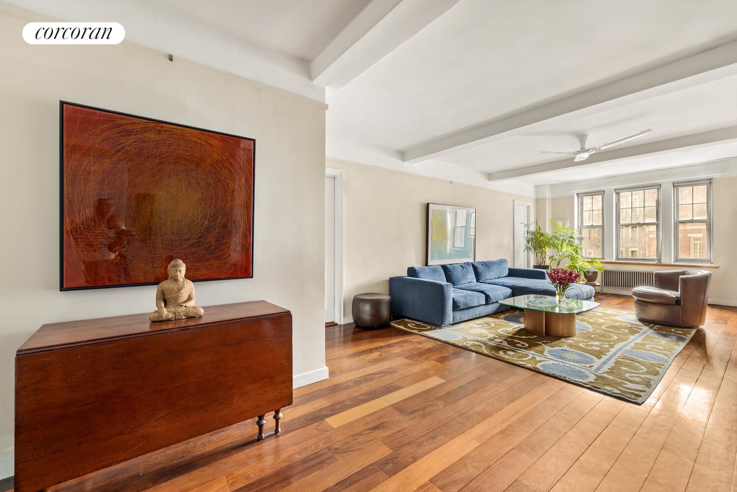 #3 photo, 45 CHRISTOPHER Street, מנהטן West Village , NY 10014