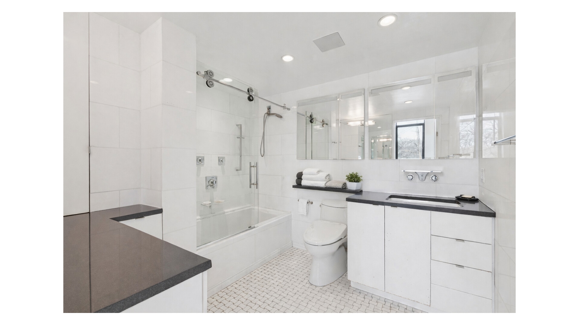 #15 photo, 1255 5TH Avenue, East Harlem , NY 10029