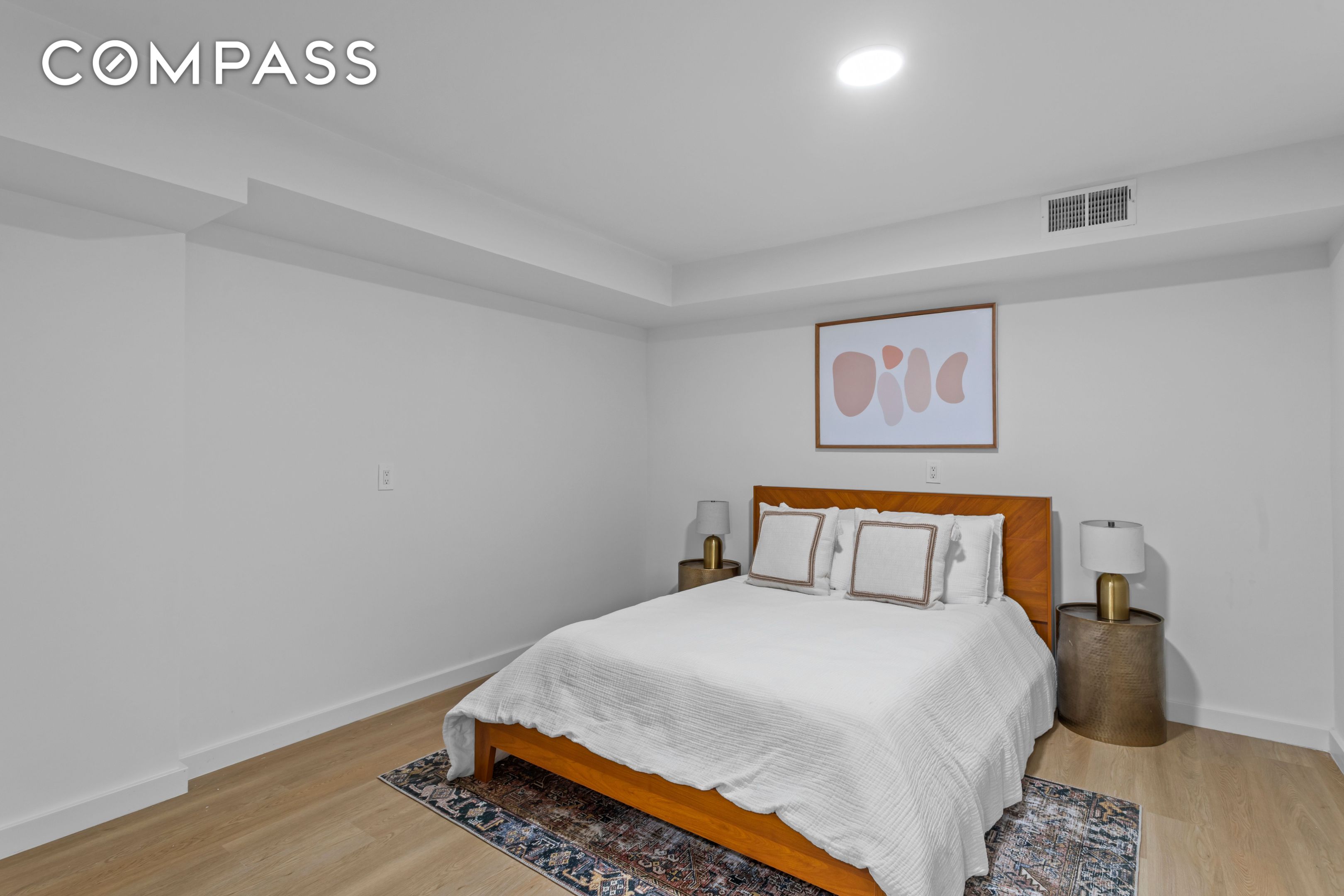 #12 photo, 3112 Emmons Avenue, Бруклин ‖ Sheepshead Bay , NY 11235