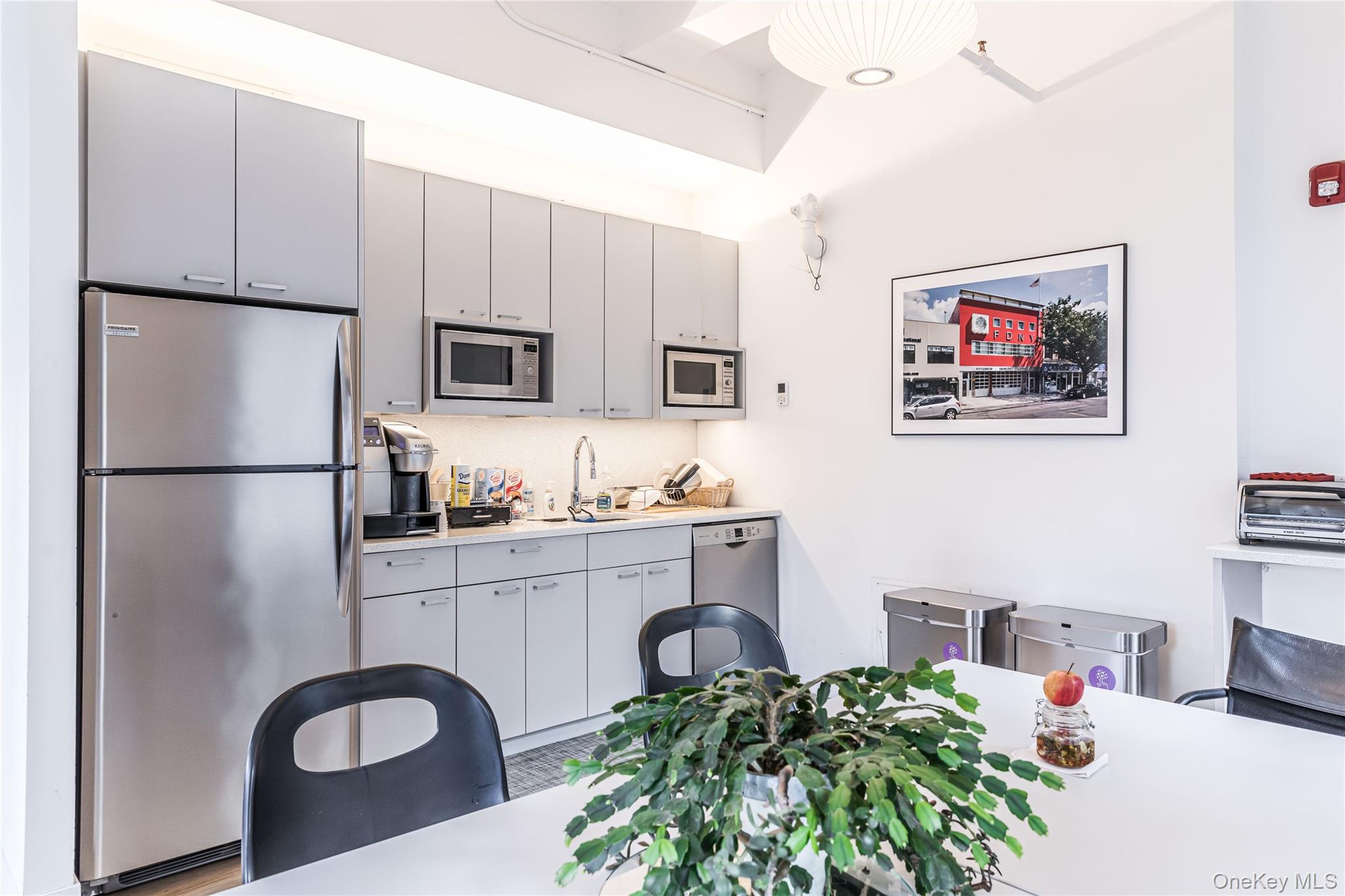 #2 photo, 226 W 26th Street, मैनहटन New York (Manhattan) , NY 10001