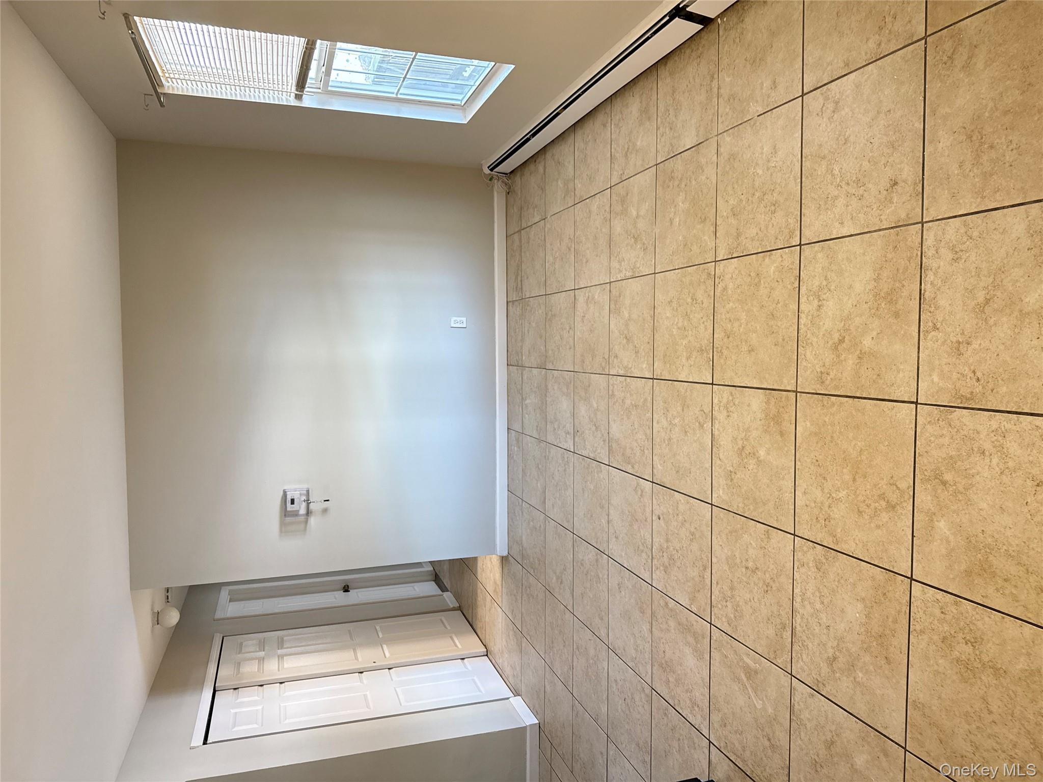 #4 photo, 25 Brightside Avenue, מחוז סאפוק Central Islip , NY 11722