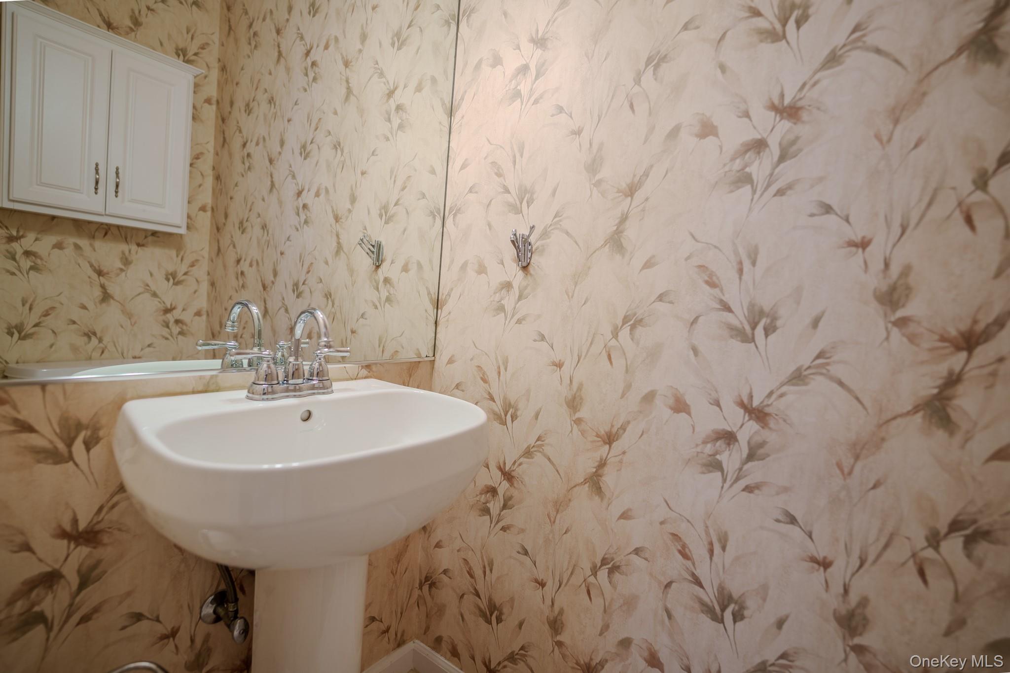 #13 photo, 9 Mohannis Way, Kings Park , NY 11754