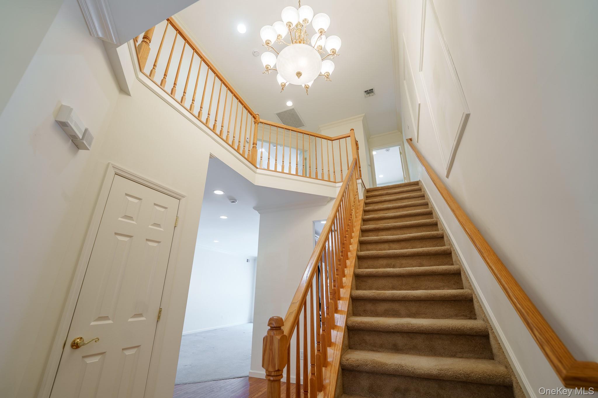 #14 photo, 9 Mohannis Way, Kings Park , NY 11754