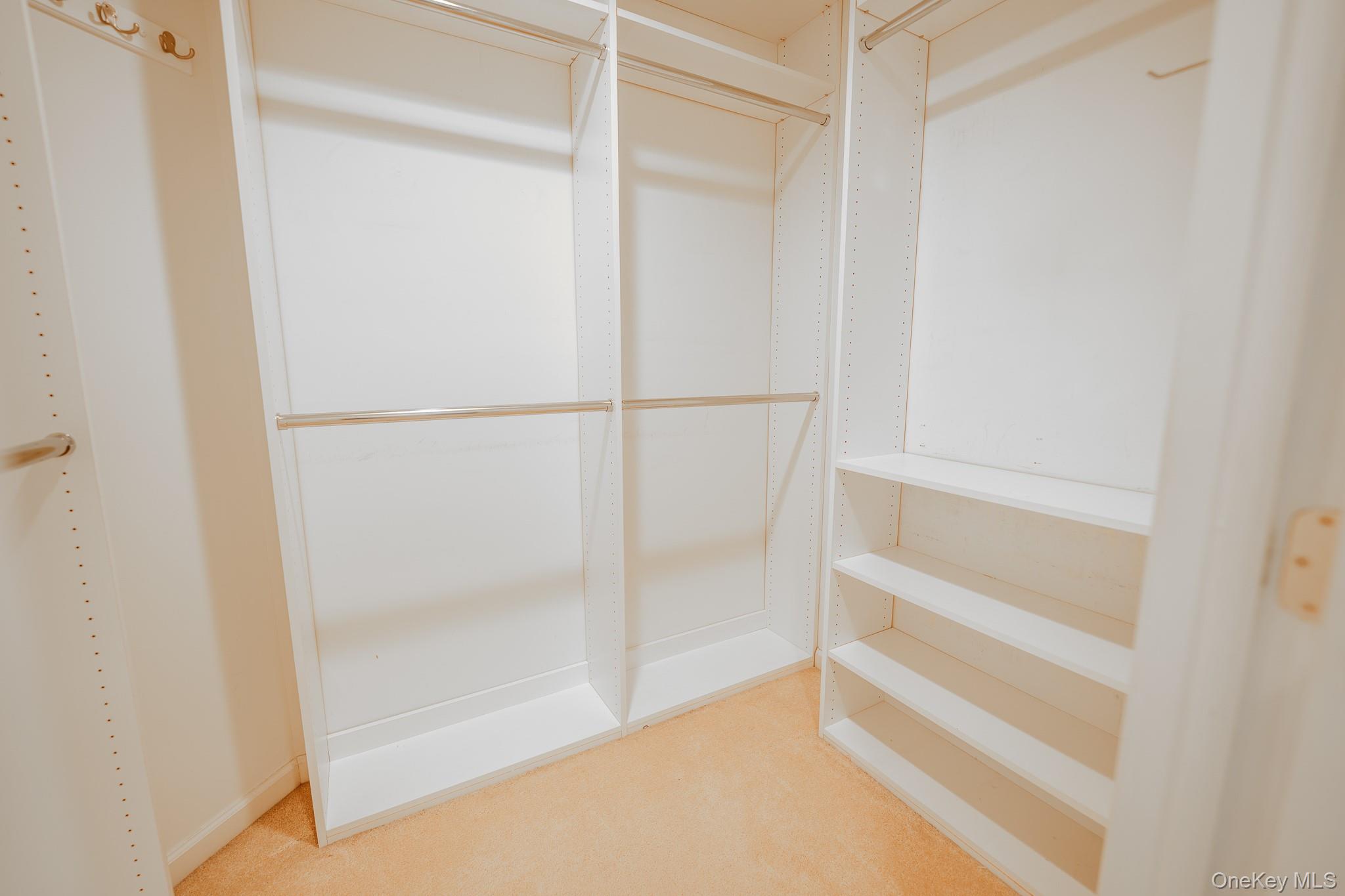 #19 photo, 9 Mohannis Way, Kings Park , NY 11754