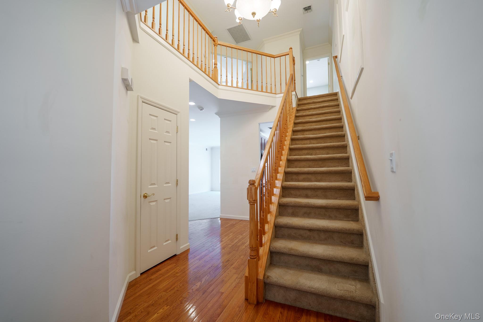 #2 photo, 9 Mohannis Way, Kings Park , NY 11754