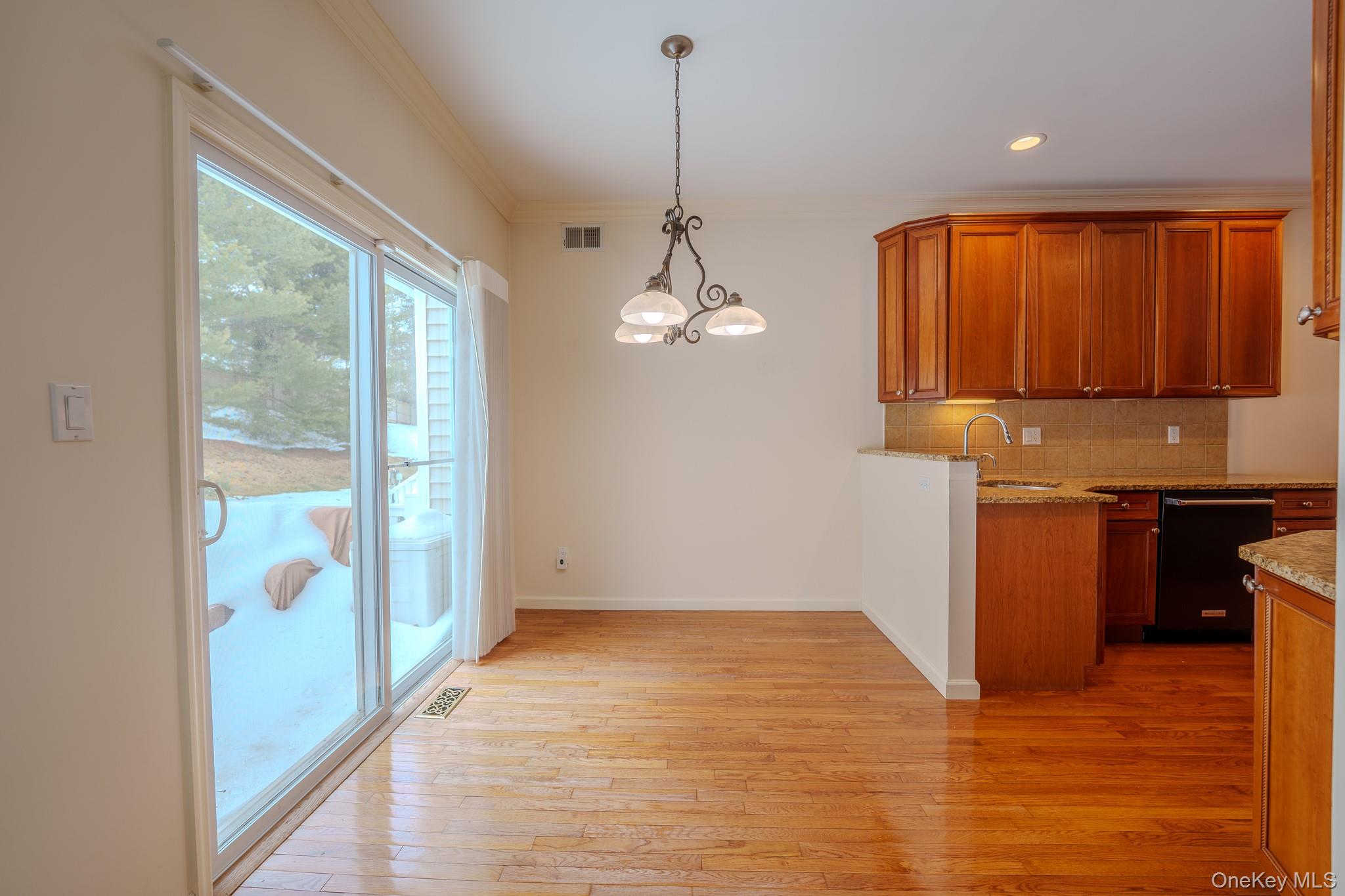 #9 photo, 9 Mohannis Way, Kings Park , NY 11754