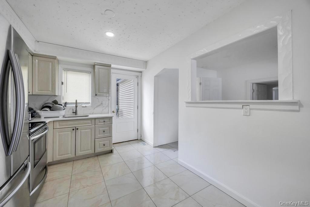 #10 photo, 361 S 16th Street, Lindenhurst , NY 11757