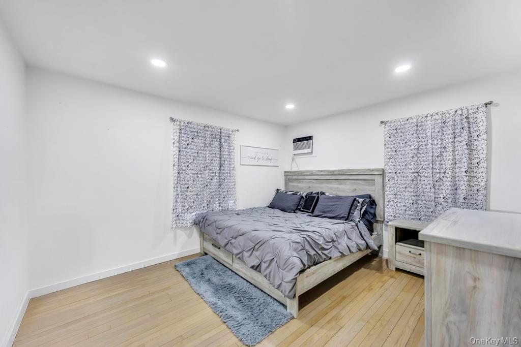 #13 photo, 361 S 16th Street, Lindenhurst , NY 11757