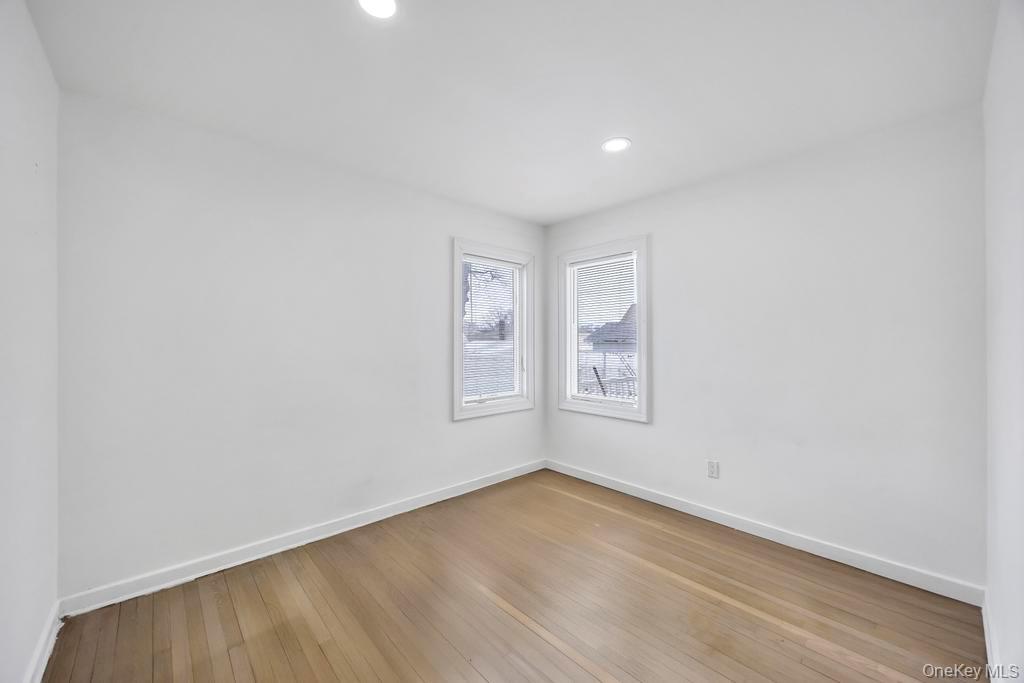 #15 photo, 361 S 16th Street, Lindenhurst , NY 11757