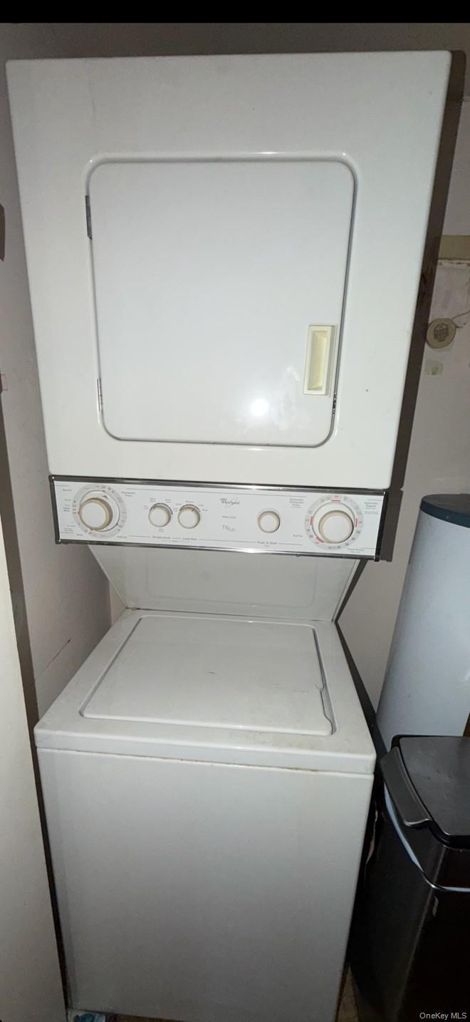 #7 photo, 590 Haig Street, Baldwin , NY 11510