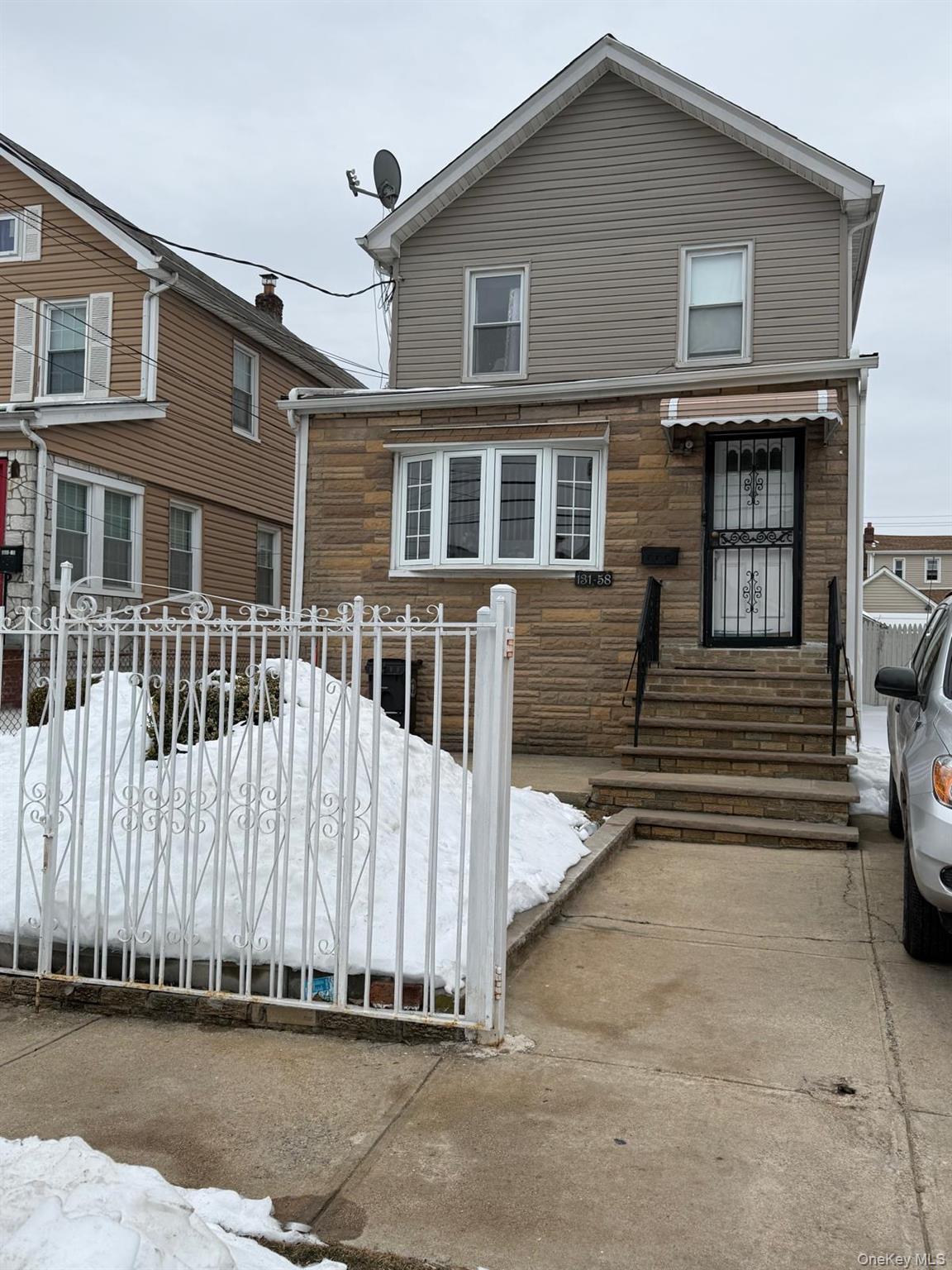 #1 photo, 13158 223rd Street, Куинс ‖ Springfield Gardens , NY 11413