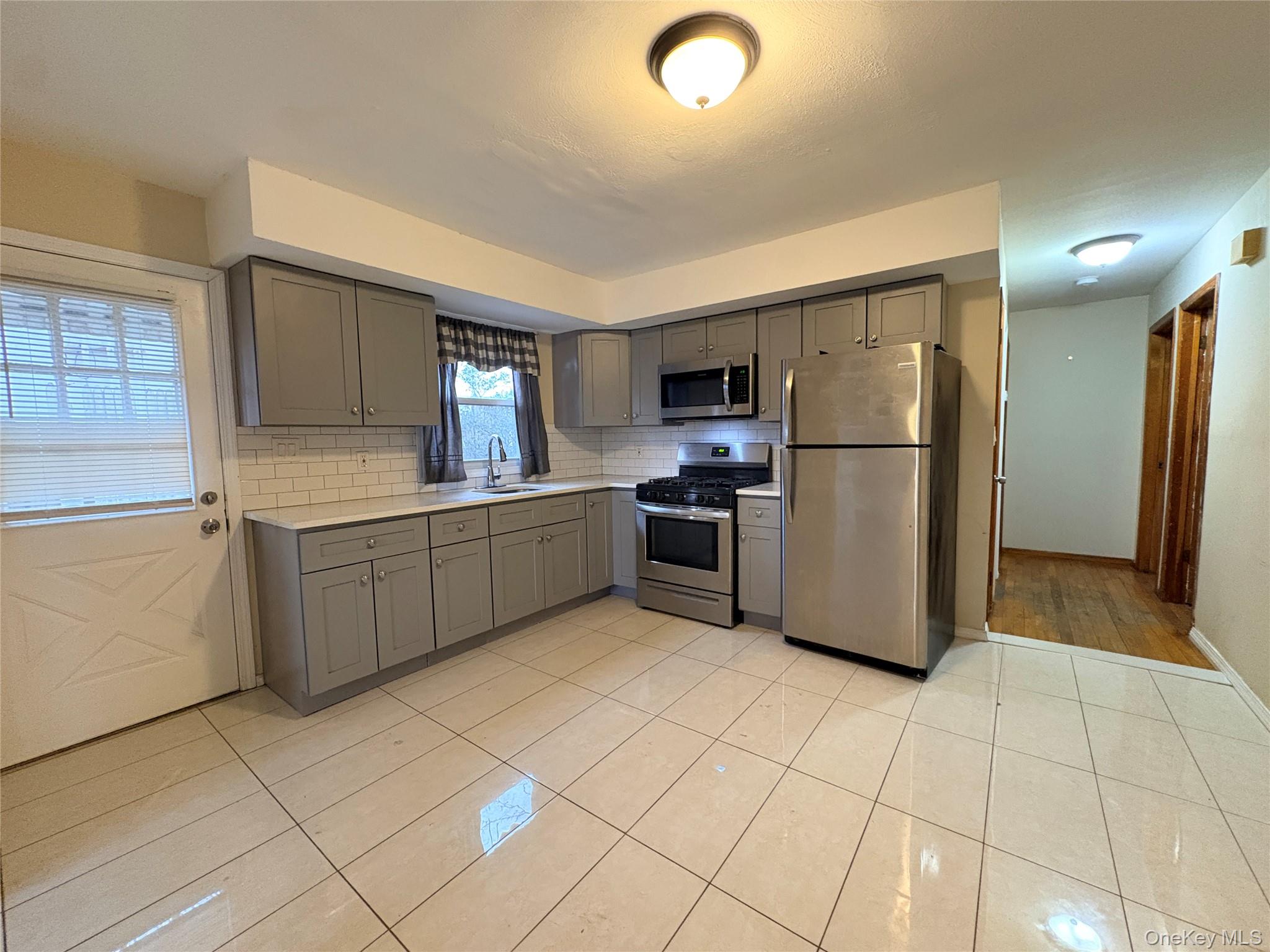 #8 photo, 2842 Dahlia Avenue, Baldwin , NY 11510