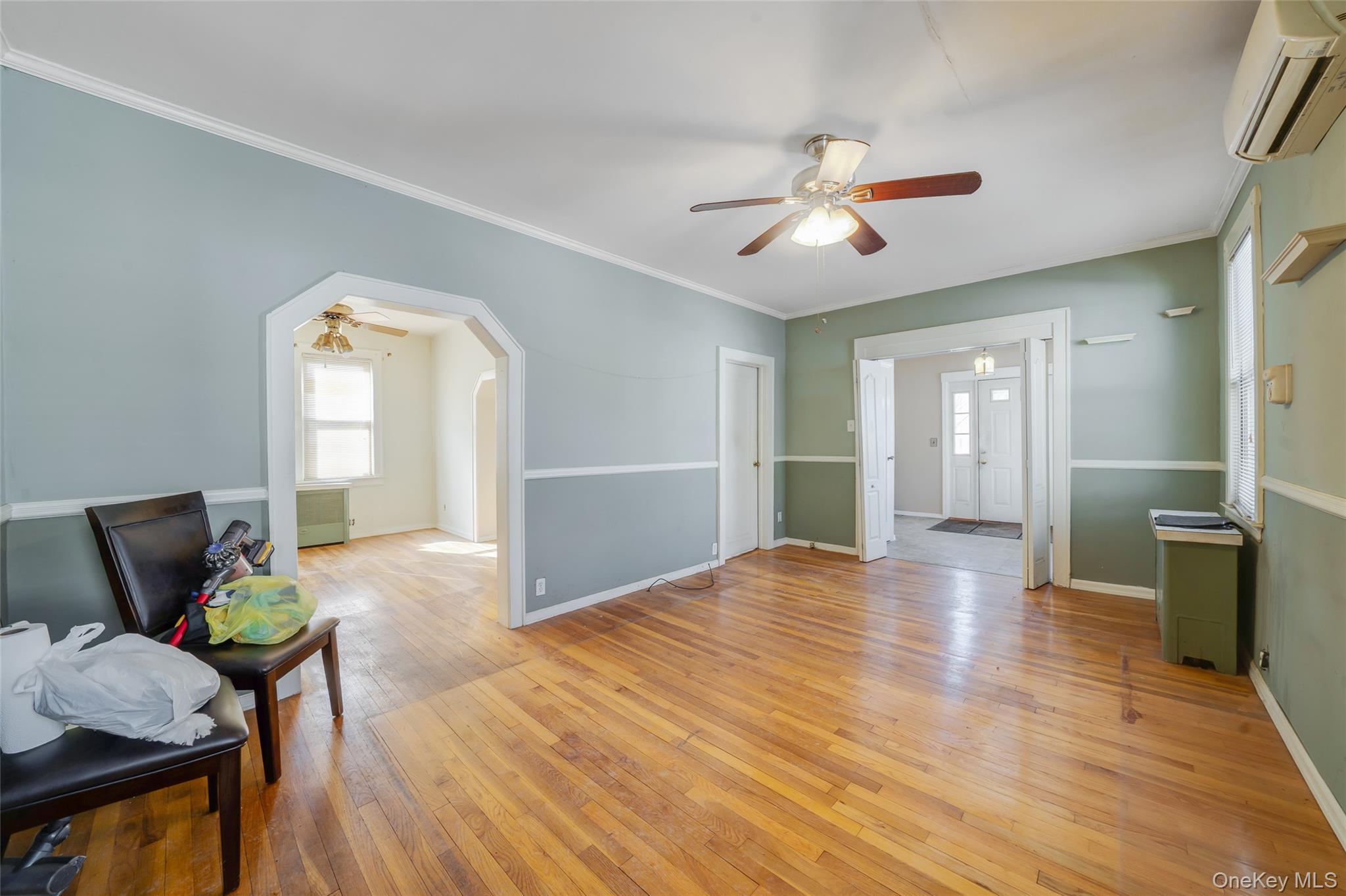 #10 photo, 21 Park Avenue, नासाउ काउंटी Malverne , NY 11565