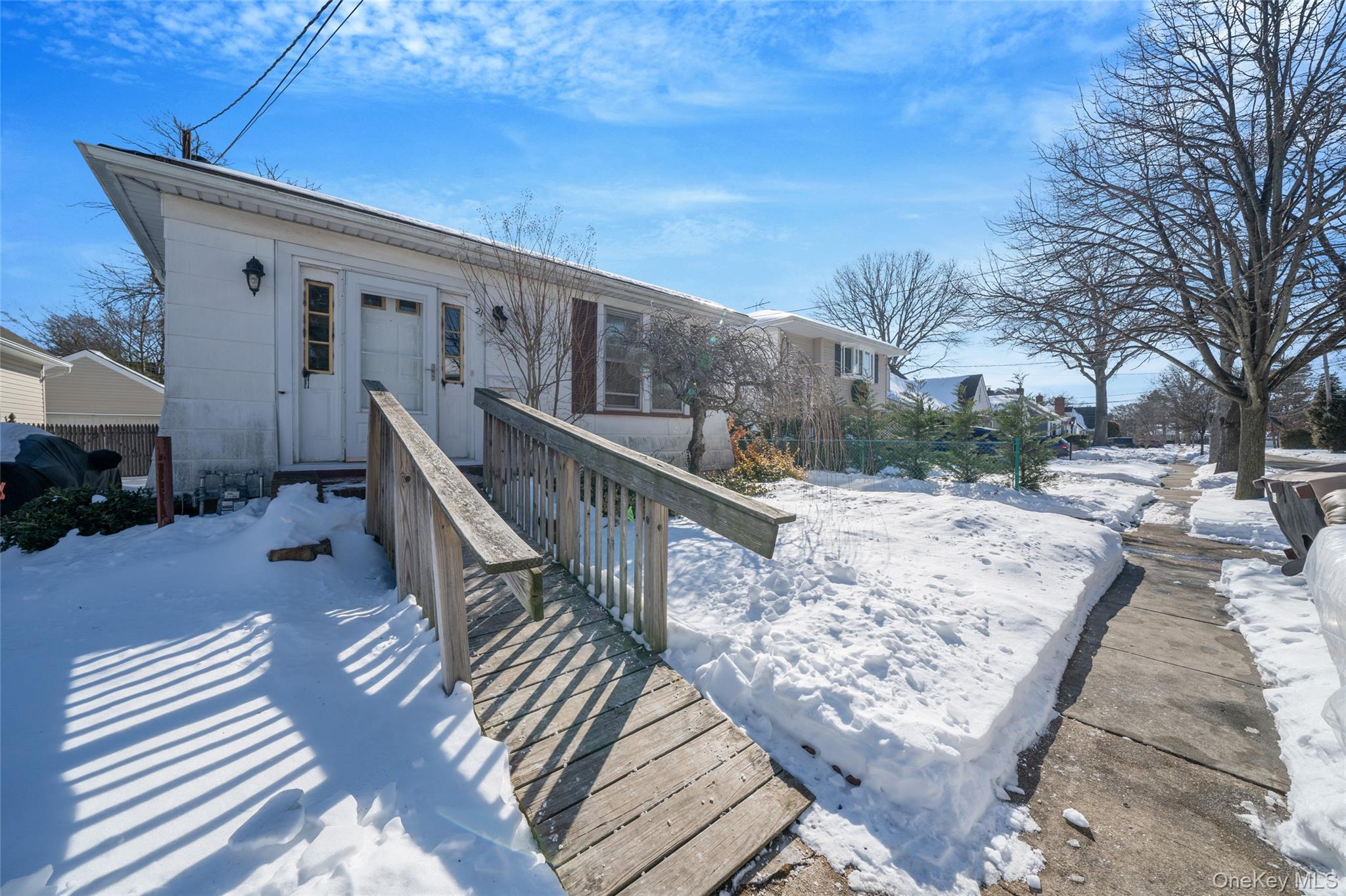 #2 photo, 21 Park Avenue, नासाउ काउंटी Malverne , NY 11565