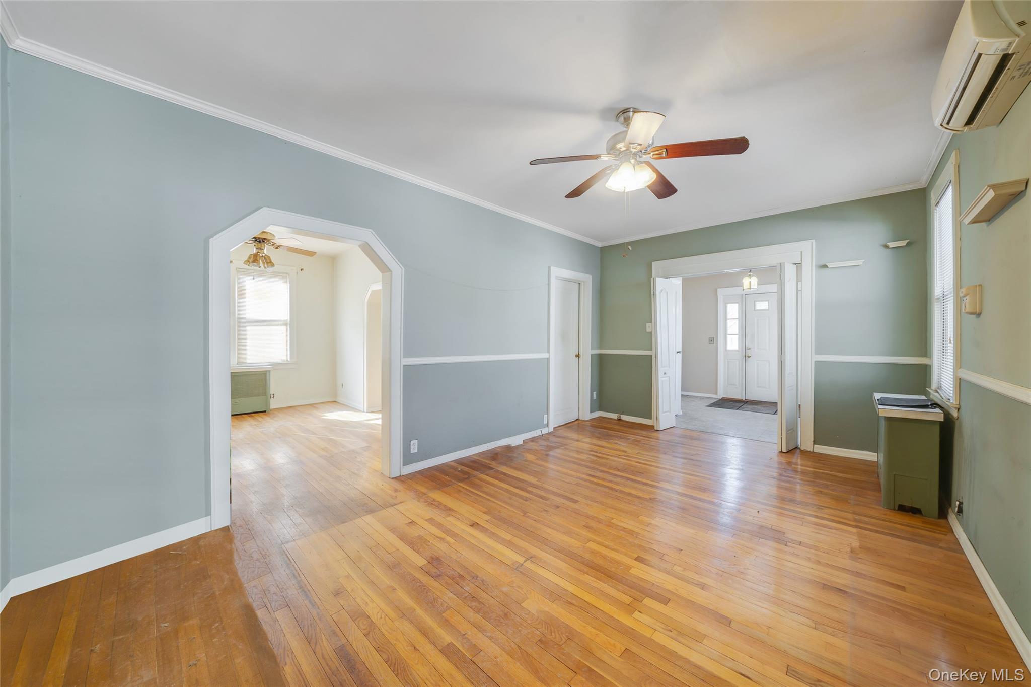 #9 photo, 21 Park Avenue, नासाउ काउंटी Malverne , NY 11565