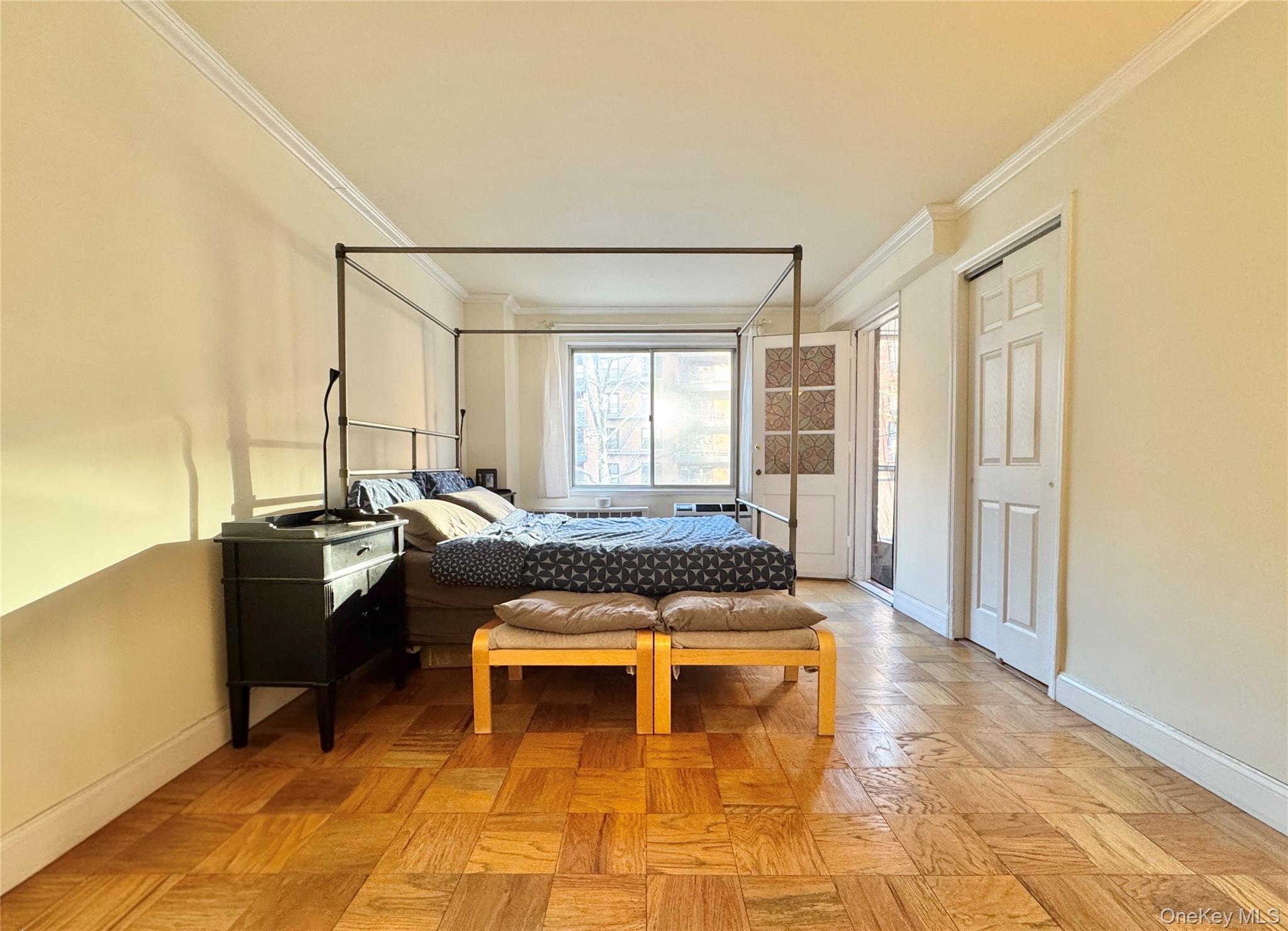 #5 photo, 86-15 Broadway, Куинс ‖ Elmhurst , NY 11373