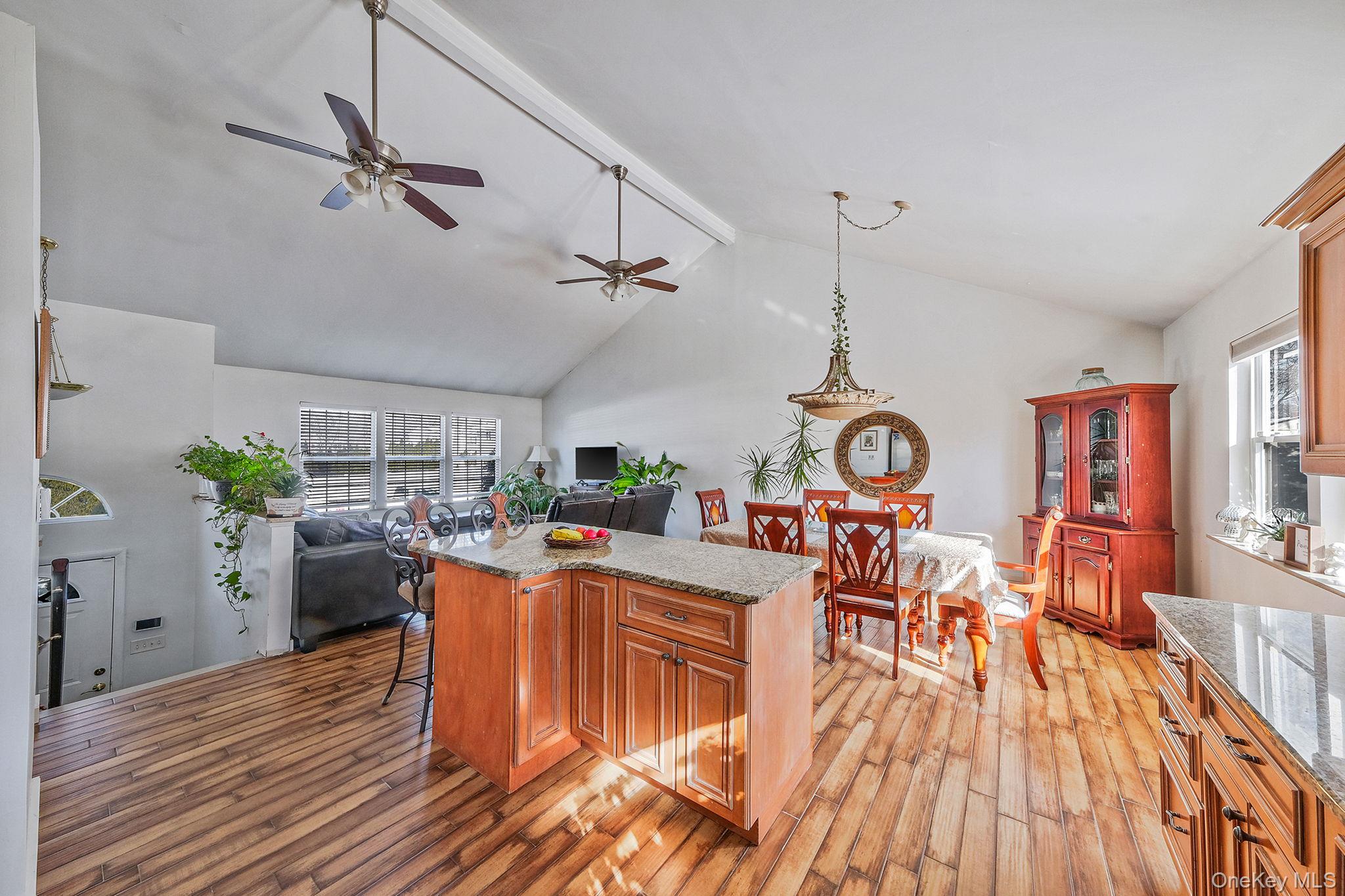 #8 photo, 4 W Prospect Street, Selden , NY 11784