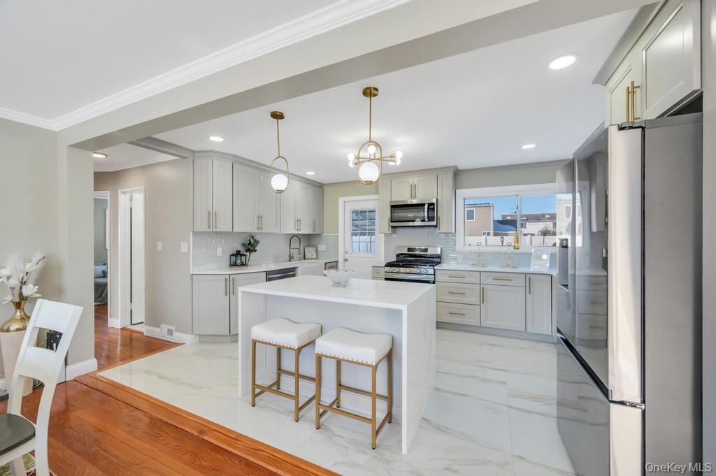 #6 photo, 2127 Erma Drive, East Meadow , NY 11554