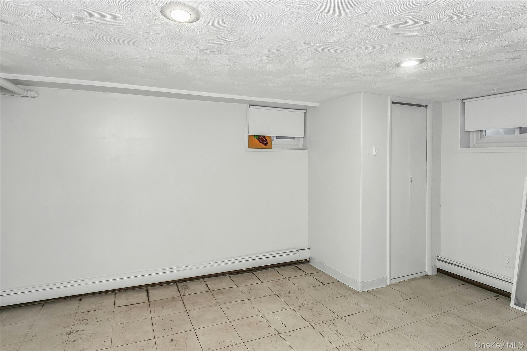 #16 photo, 622 wellelein Road, Uniondale , NY 11533