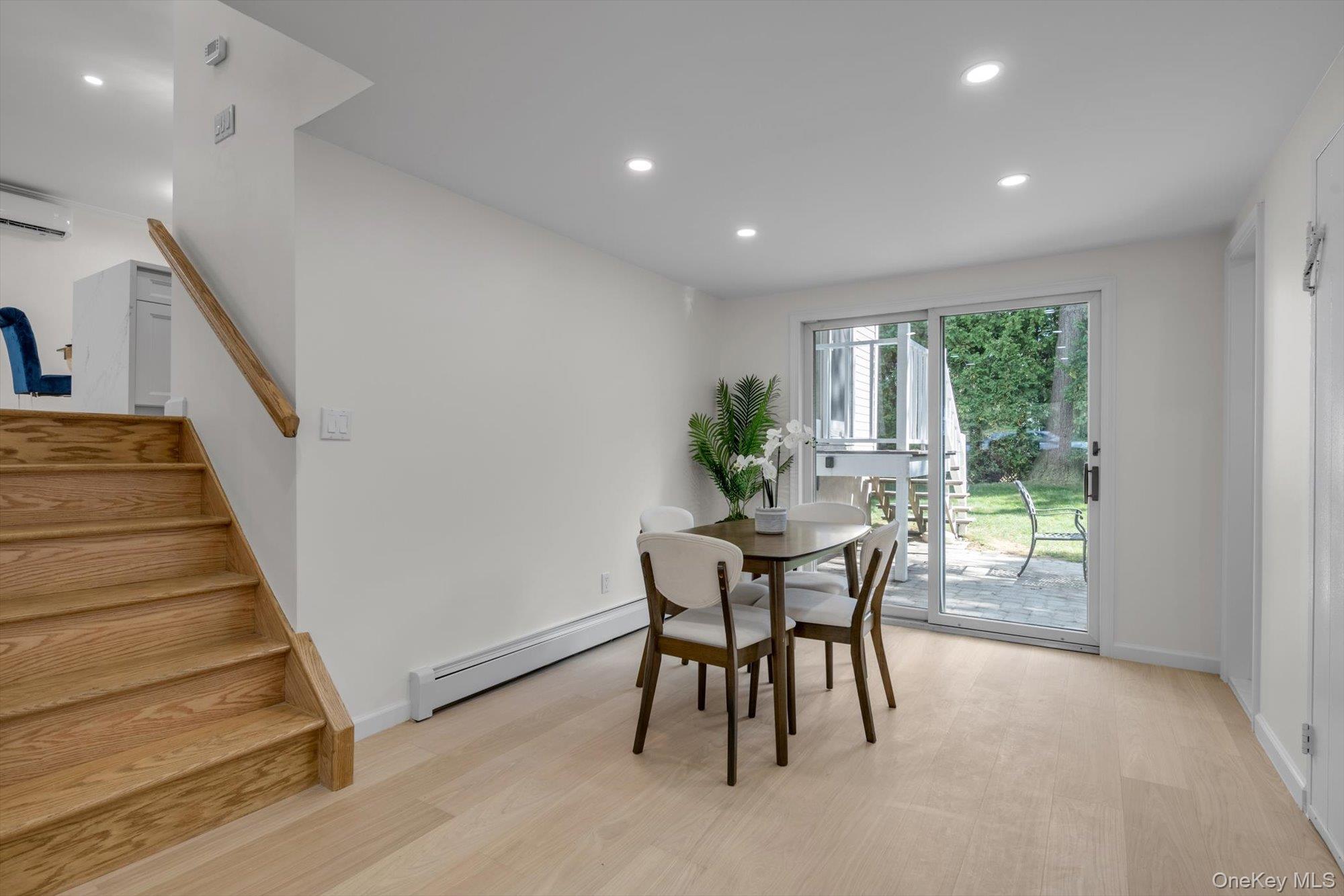 #18 photo, 58 Briar Lane, Jericho , NY 11753