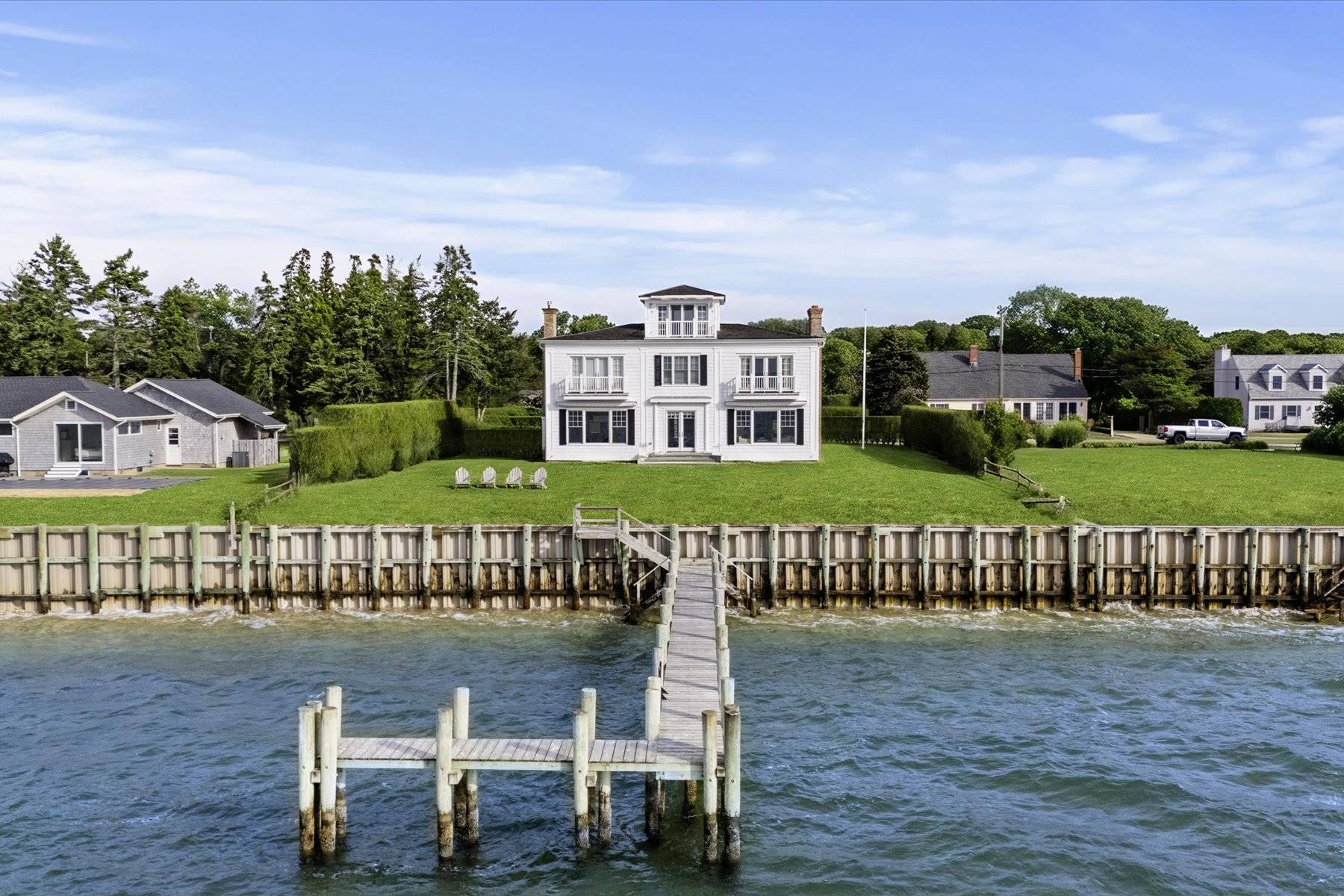 #2 photo, 70 Peconic Ave, Shelter Island , NY 11964