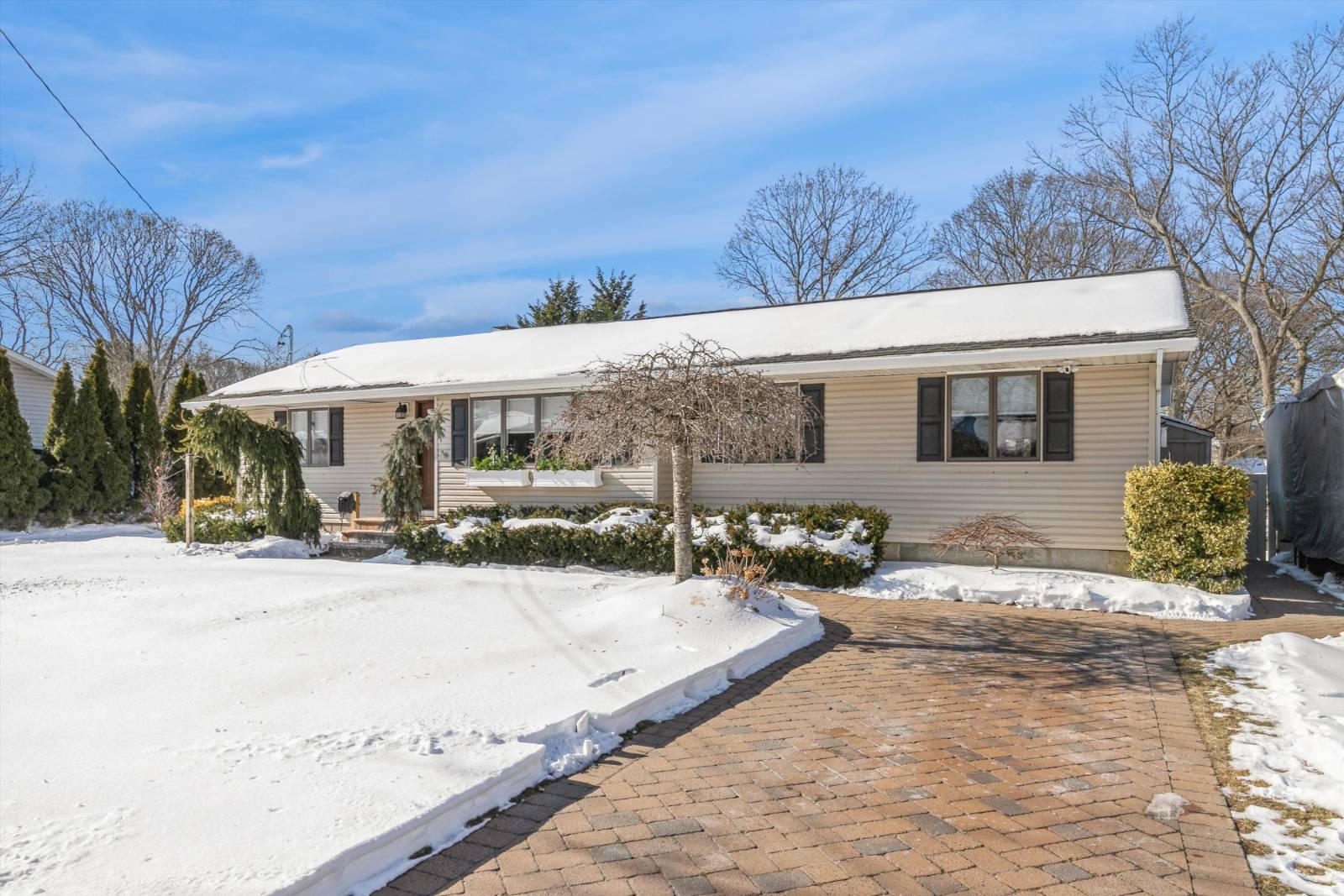 #1 photo, 86 Lolly Lane E, Саффолк ‖ Centereach , NY 11720