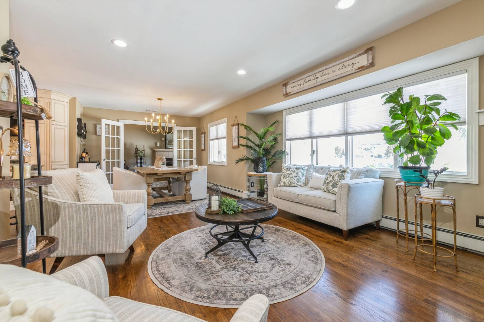 #3 photo, 86 Lolly Lane E, Саффолк ‖ Centereach , NY 11720