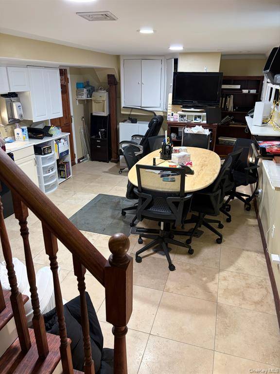 #4 photo, 111 Lockwood Ave, Yonkers , NY 10701