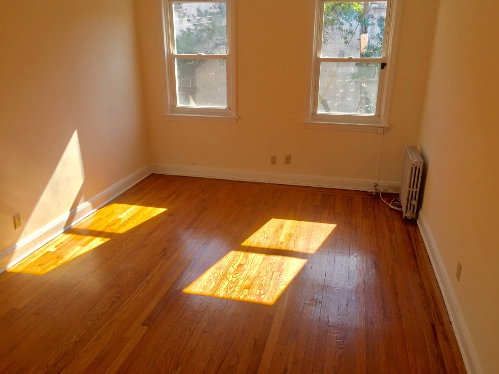 #14 photo, 10th Avenue & 72nd Street, Dyker Heights , NY 11228