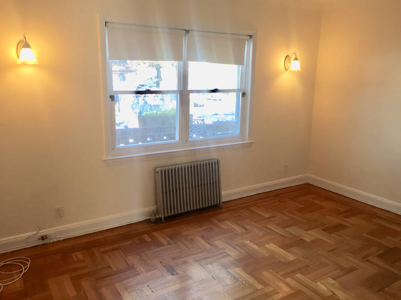 #8 photo, 10th Avenue & 72nd Street, Dyker Heights , NY 11228