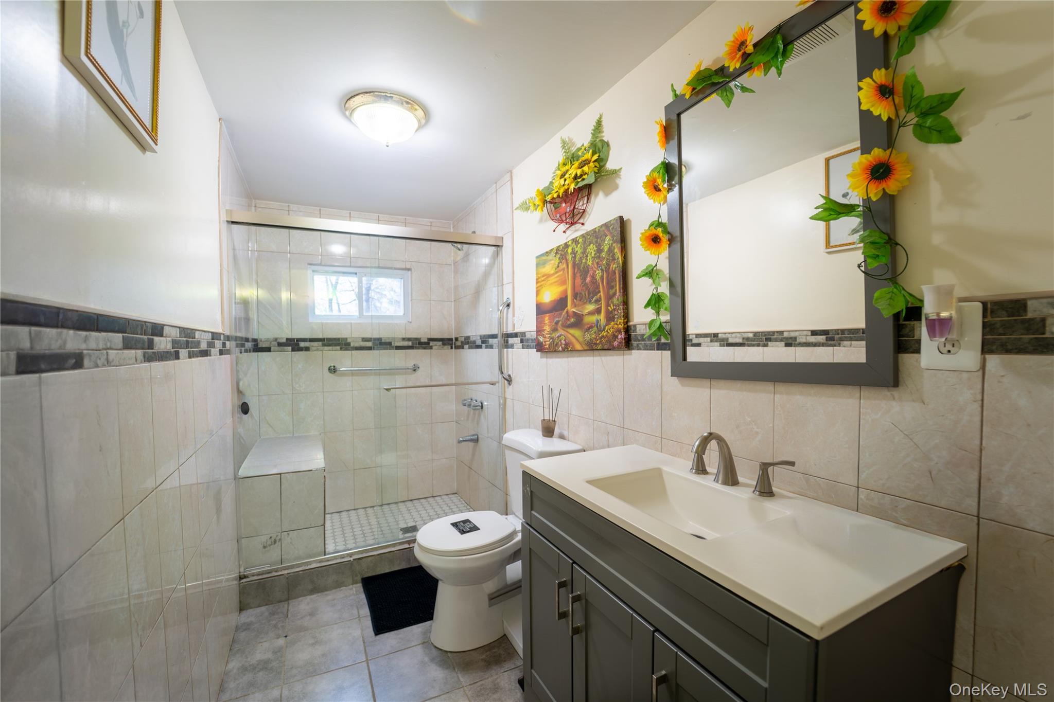 #12 photo, 382 Jamaica Avenue, Саффолк ‖ Medford , NY 11763