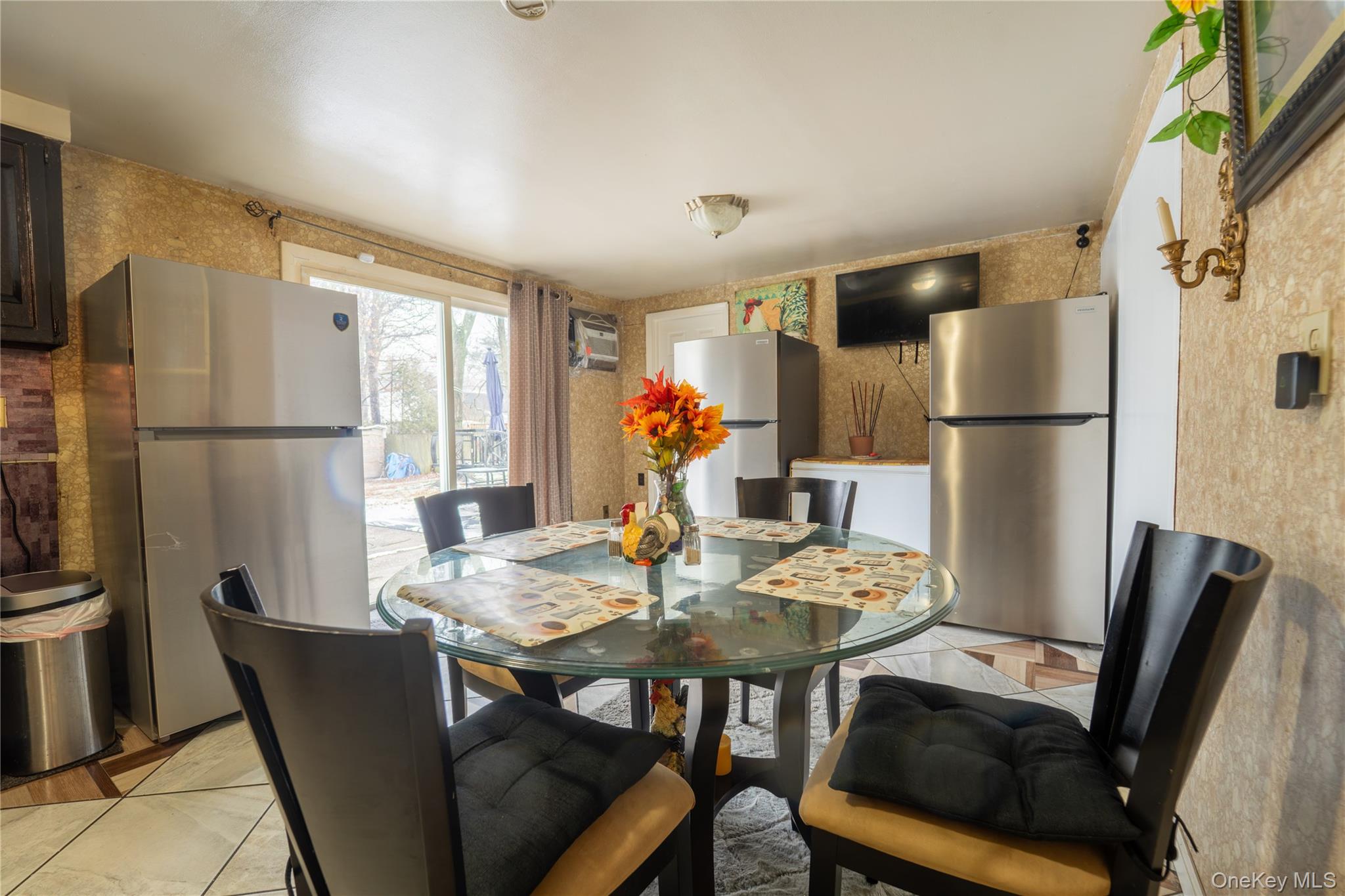 #6 photo, 382 Jamaica Avenue, Саффолк ‖ Medford , NY 11763