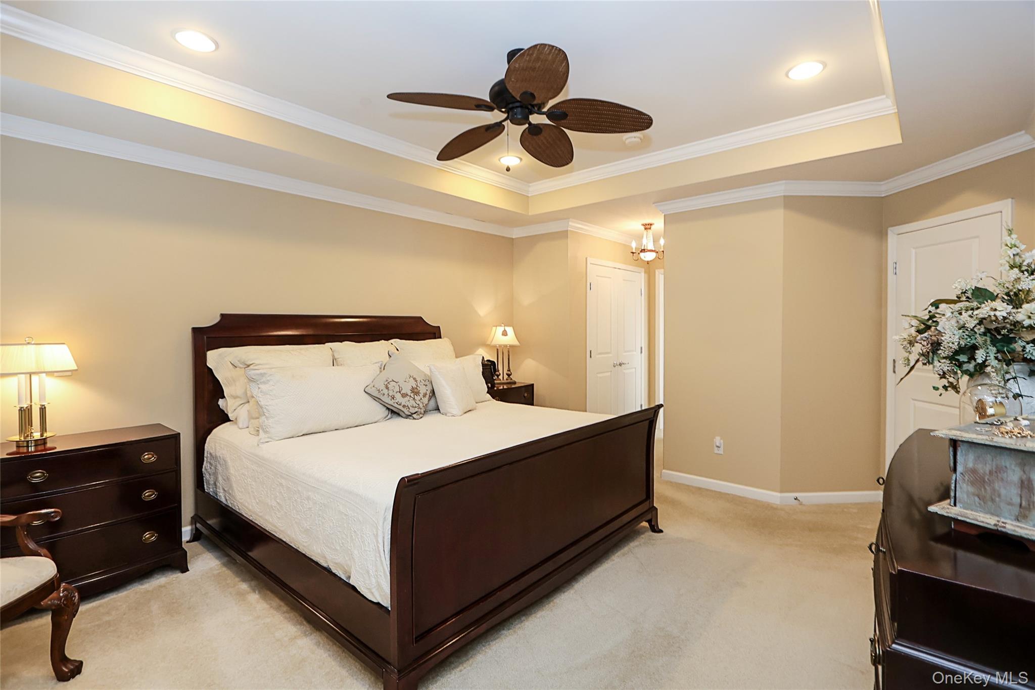 #18 photo, 106 Victoria Place, Melville , NY 11747